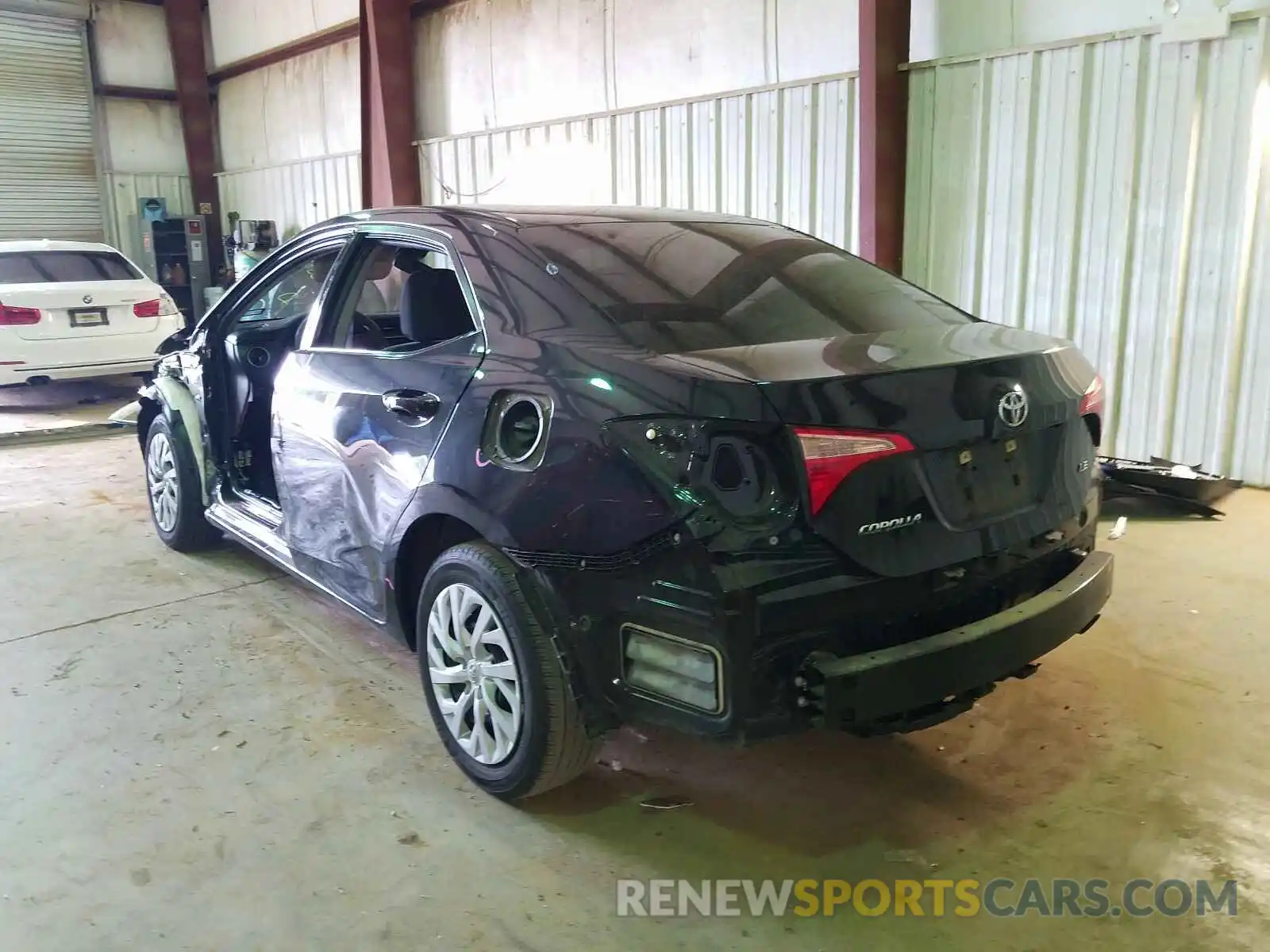 3 Photograph of a damaged car 5YFBURHE1KP876523 TOYOTA COROLLA 2019