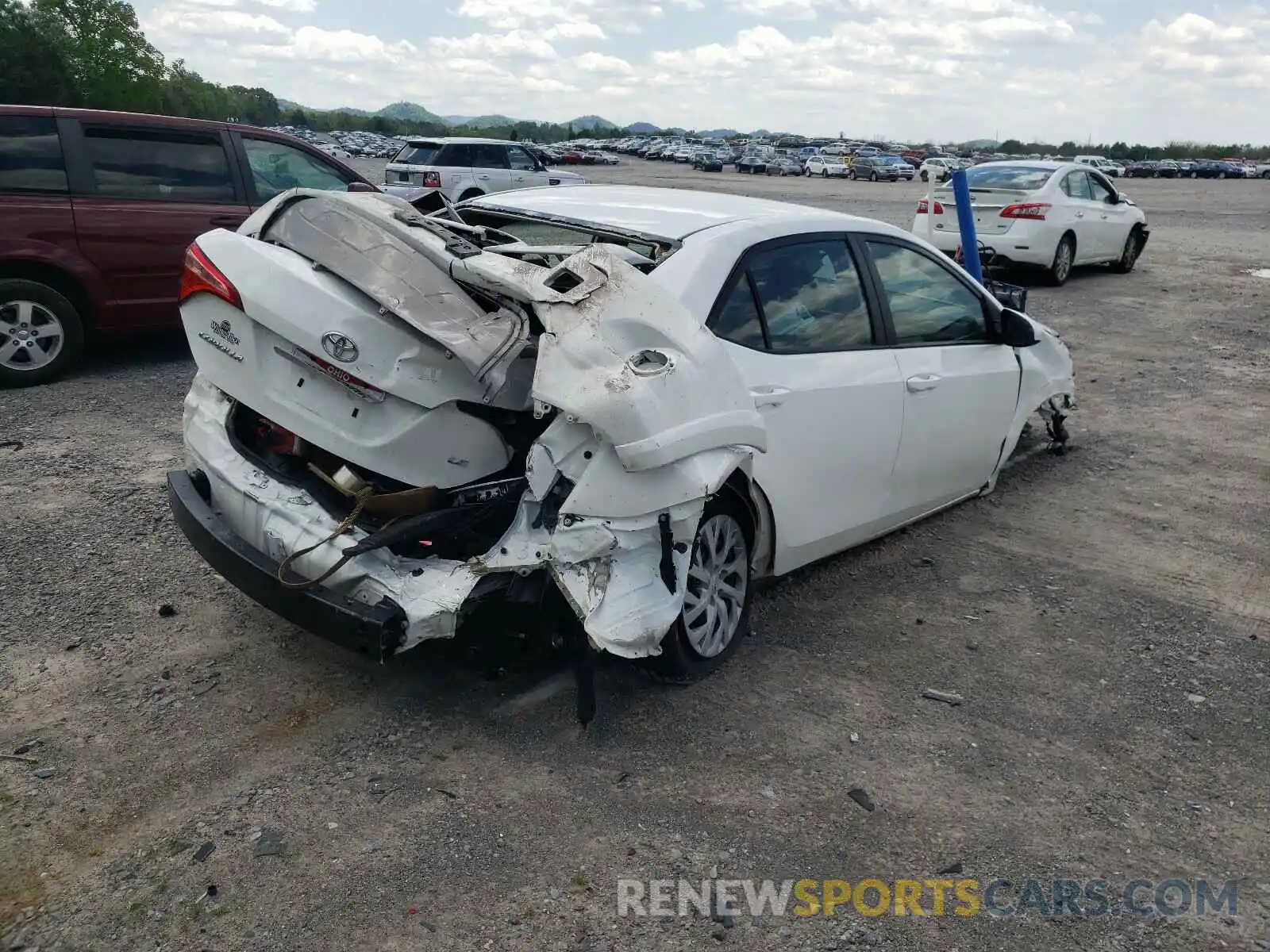 3 Photograph of a damaged car 5YFBURHE1KP878059 TOYOTA COROLLA 2019