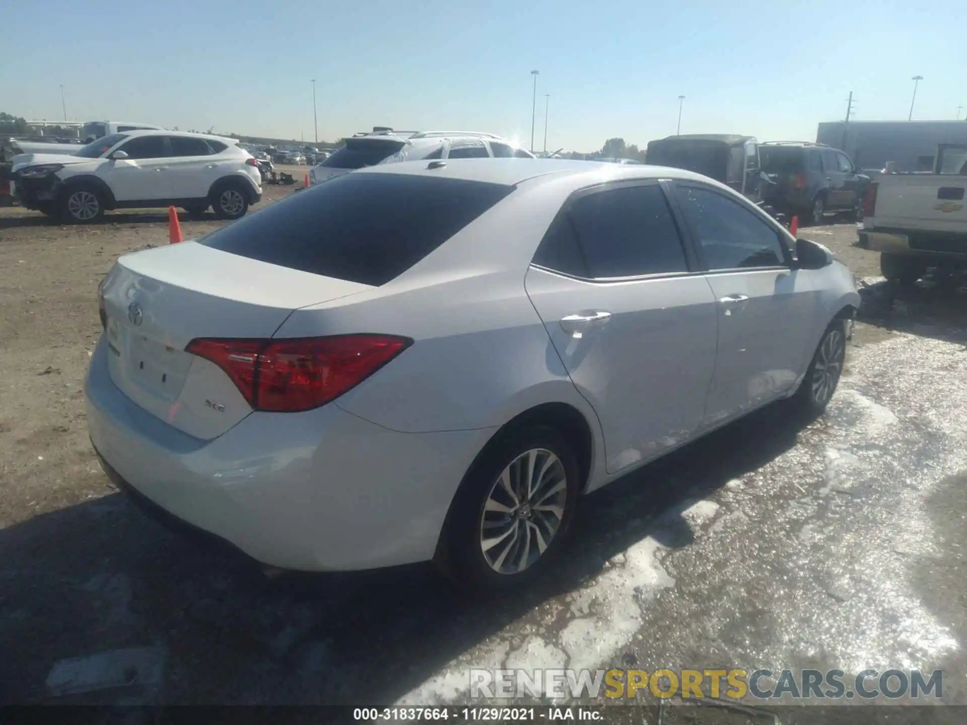 4 Фотография поврежденного автомобиля 5YFBURHE1KP878286 TOYOTA COROLLA 2019