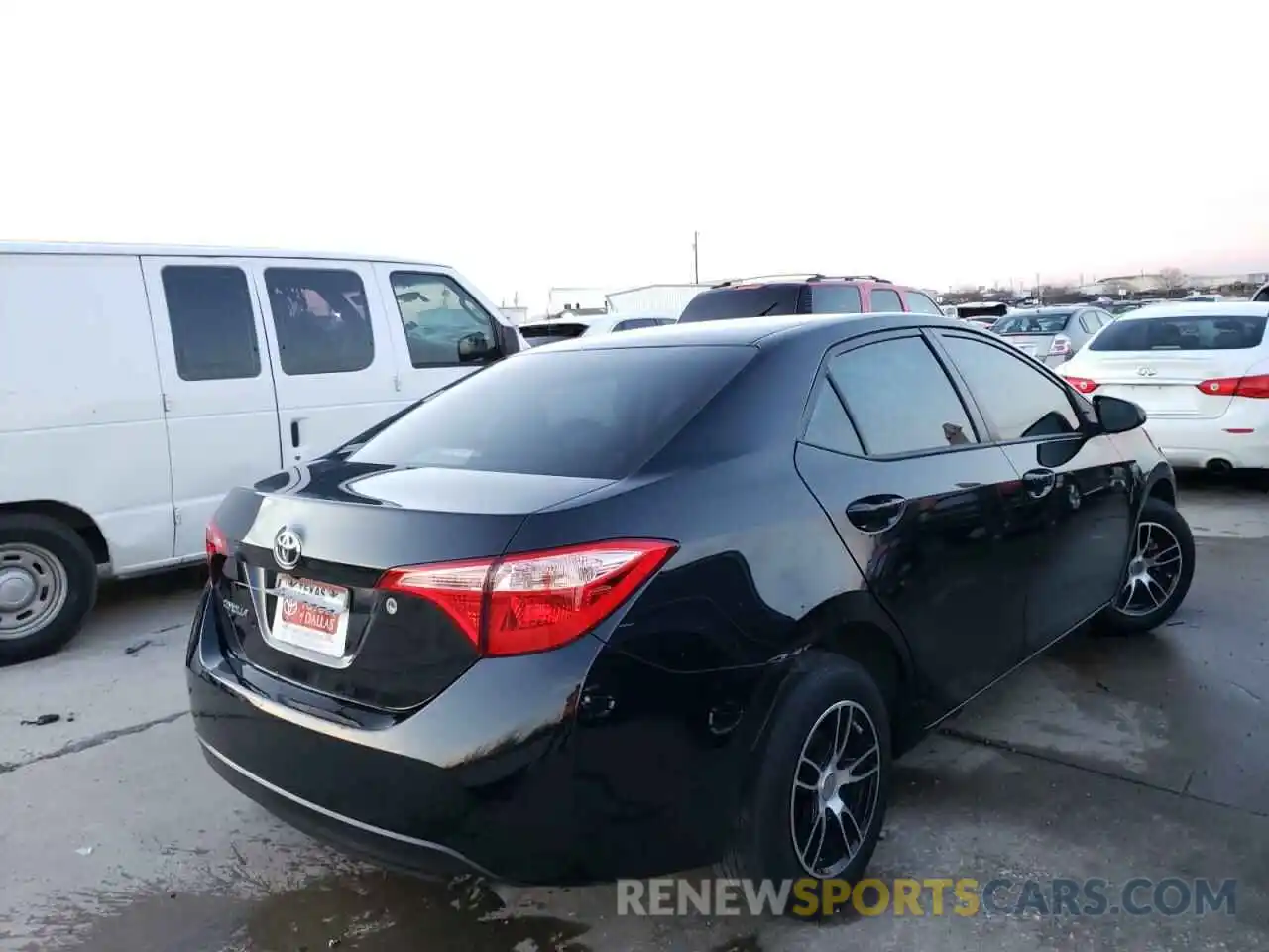 4 Photograph of a damaged car 5YFBURHE1KP878417 TOYOTA COROLLA 2019