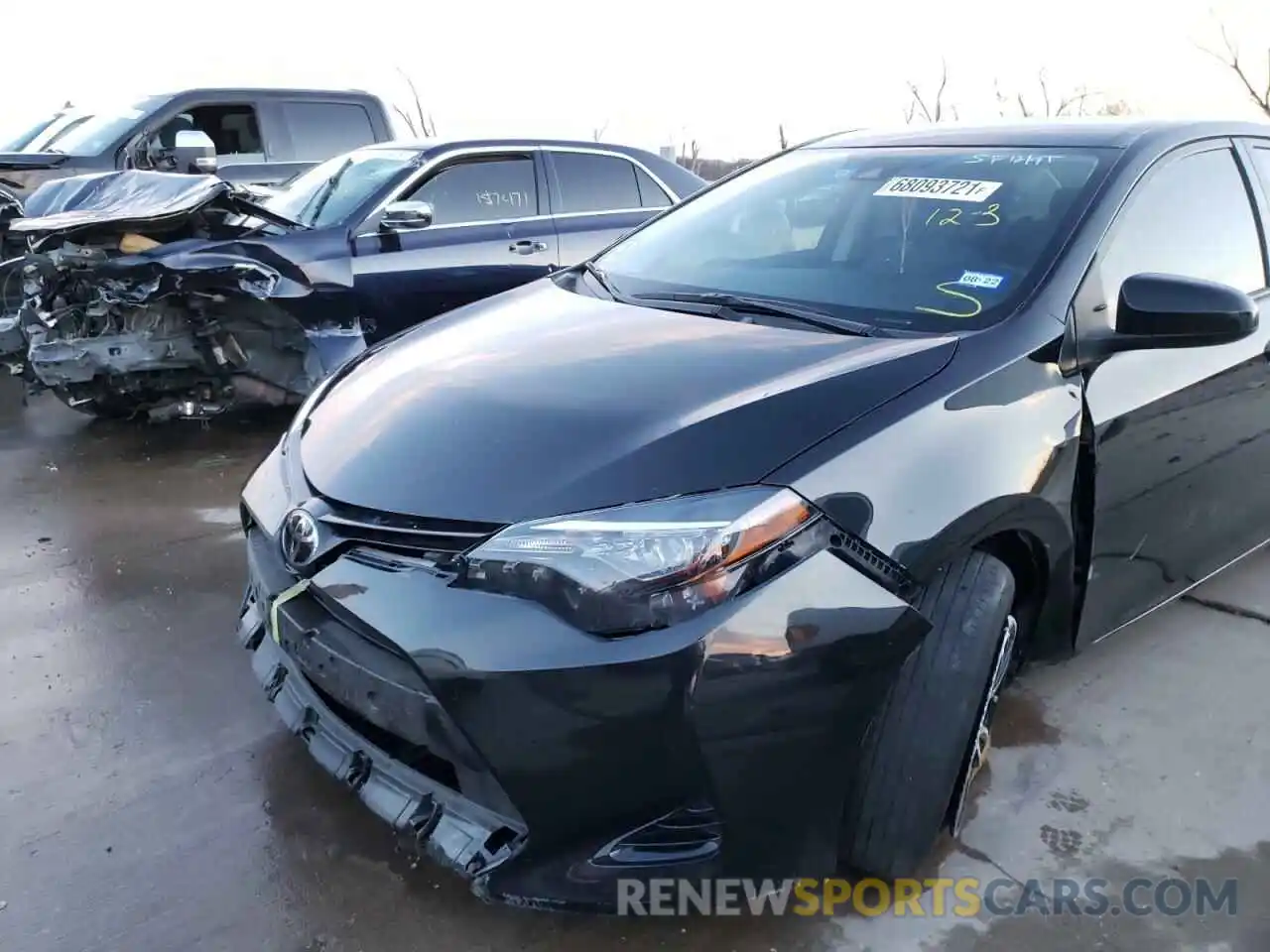 9 Photograph of a damaged car 5YFBURHE1KP878417 TOYOTA COROLLA 2019