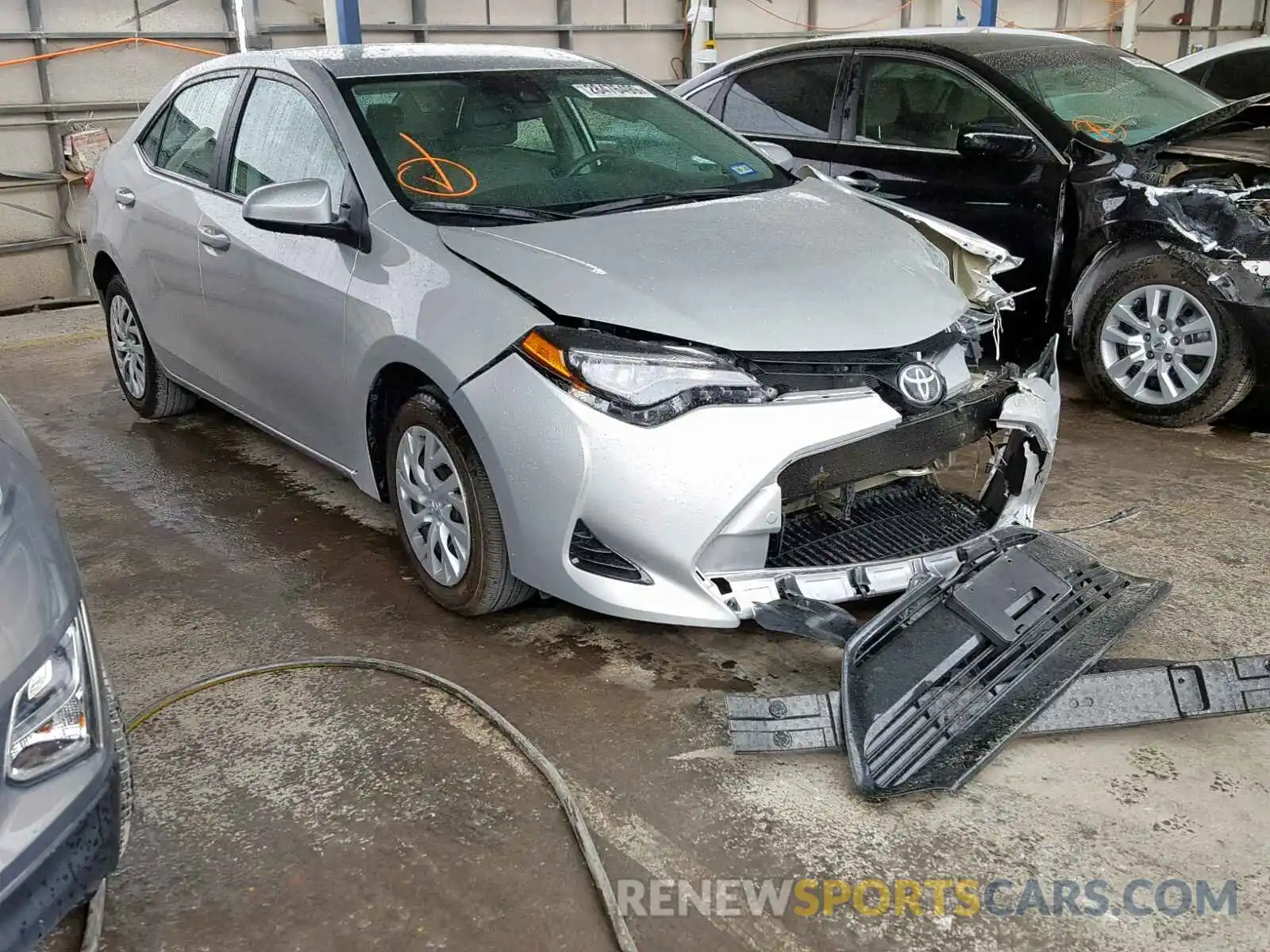 1 Photograph of a damaged car 5YFBURHE1KP879213 TOYOTA COROLLA 2019