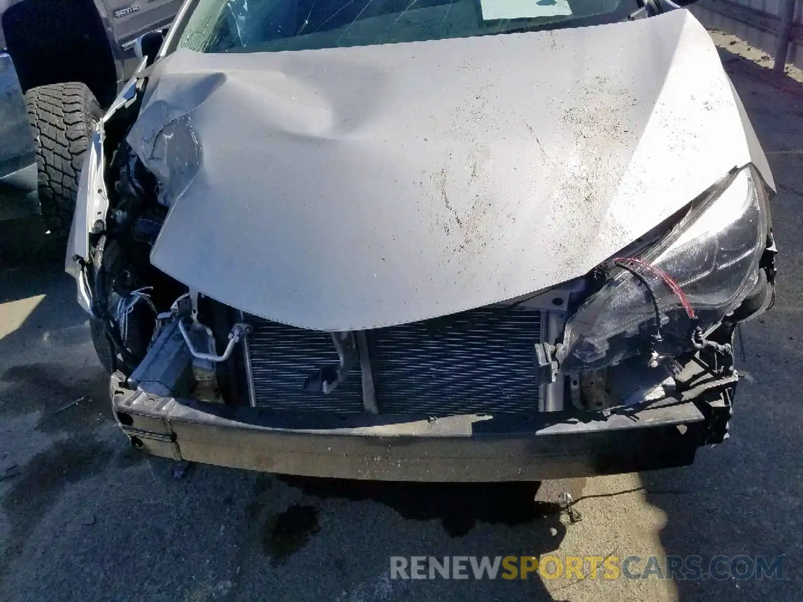 9 Photograph of a damaged car 5YFBURHE1KP880099 TOYOTA COROLLA 2019