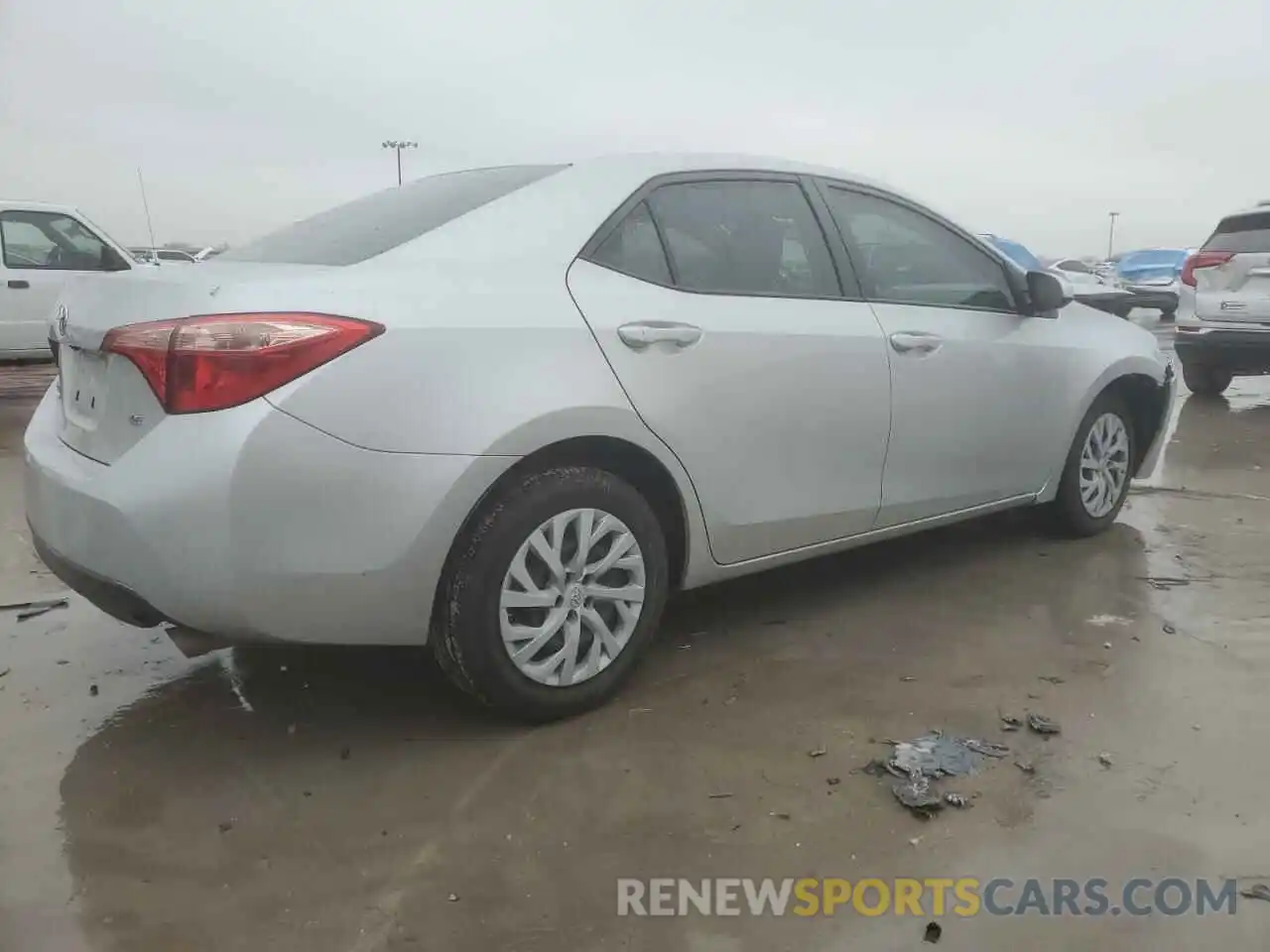 3 Photograph of a damaged car 5YFBURHE1KP880247 TOYOTA COROLLA 2019