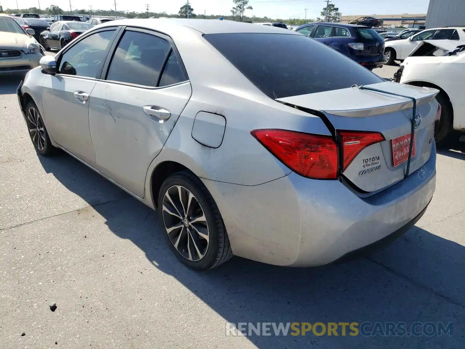 3 Photograph of a damaged car 5YFBURHE1KP880328 TOYOTA COROLLA 2019