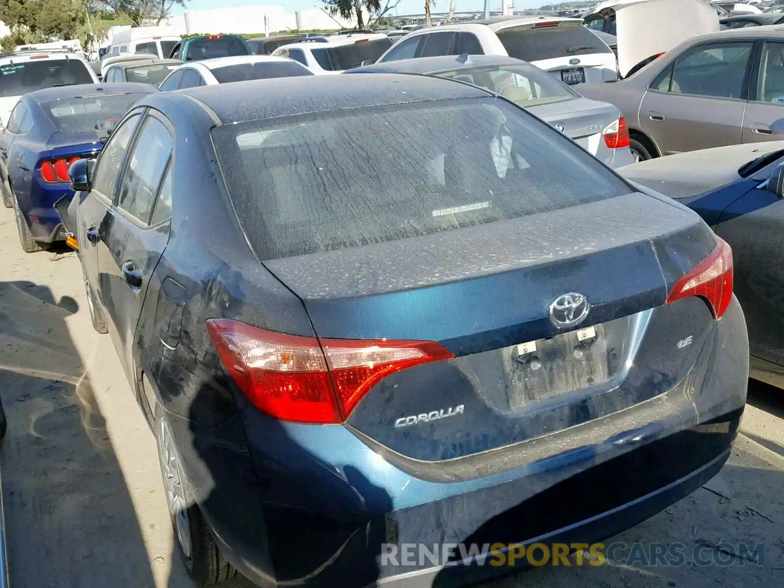 3 Photograph of a damaged car 5YFBURHE1KP880359 TOYOTA COROLLA 2019