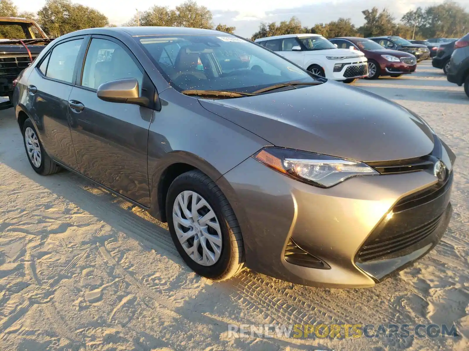 1 Photograph of a damaged car 5YFBURHE1KP881351 TOYOTA COROLLA 2019