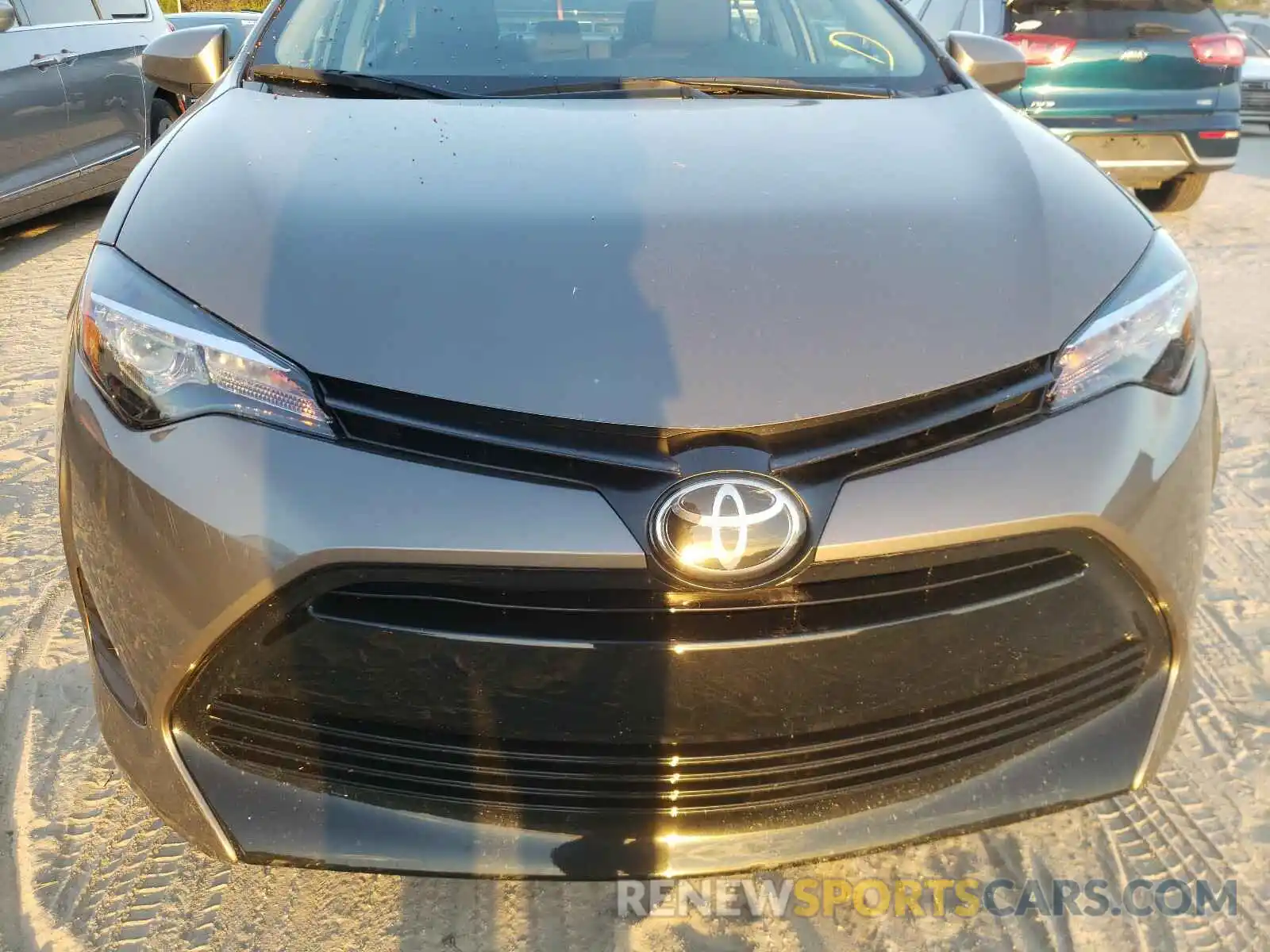 9 Photograph of a damaged car 5YFBURHE1KP881351 TOYOTA COROLLA 2019