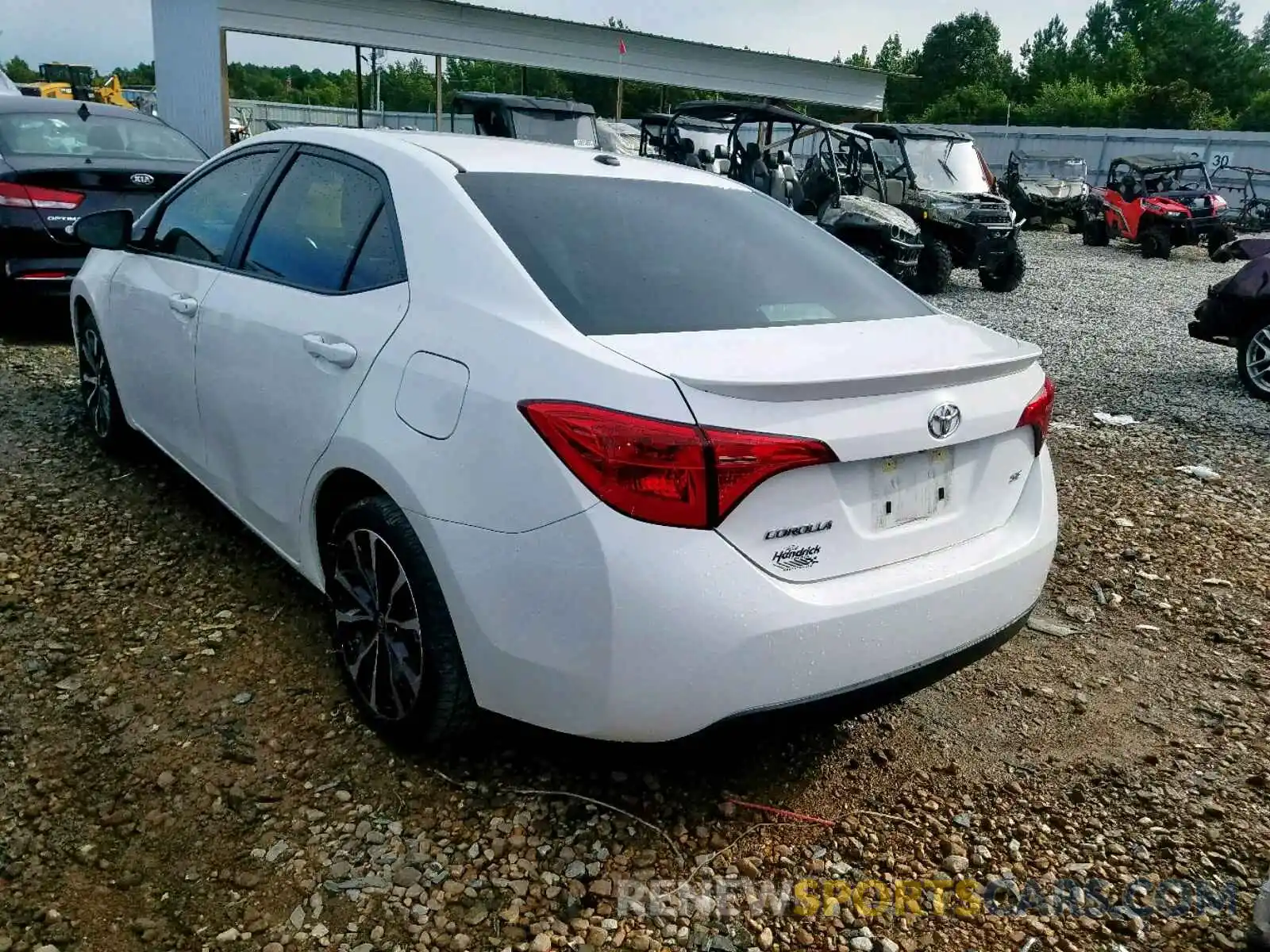 3 Photograph of a damaged car 5YFBURHE1KP881723 TOYOTA COROLLA 2019