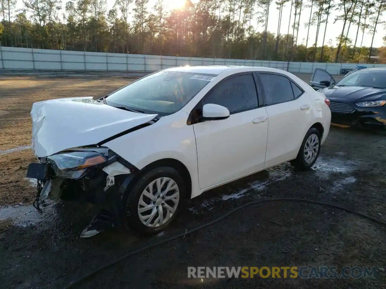 2 Photograph of a damaged car 5YFBURHE1KP881852 TOYOTA COROLLA 2019