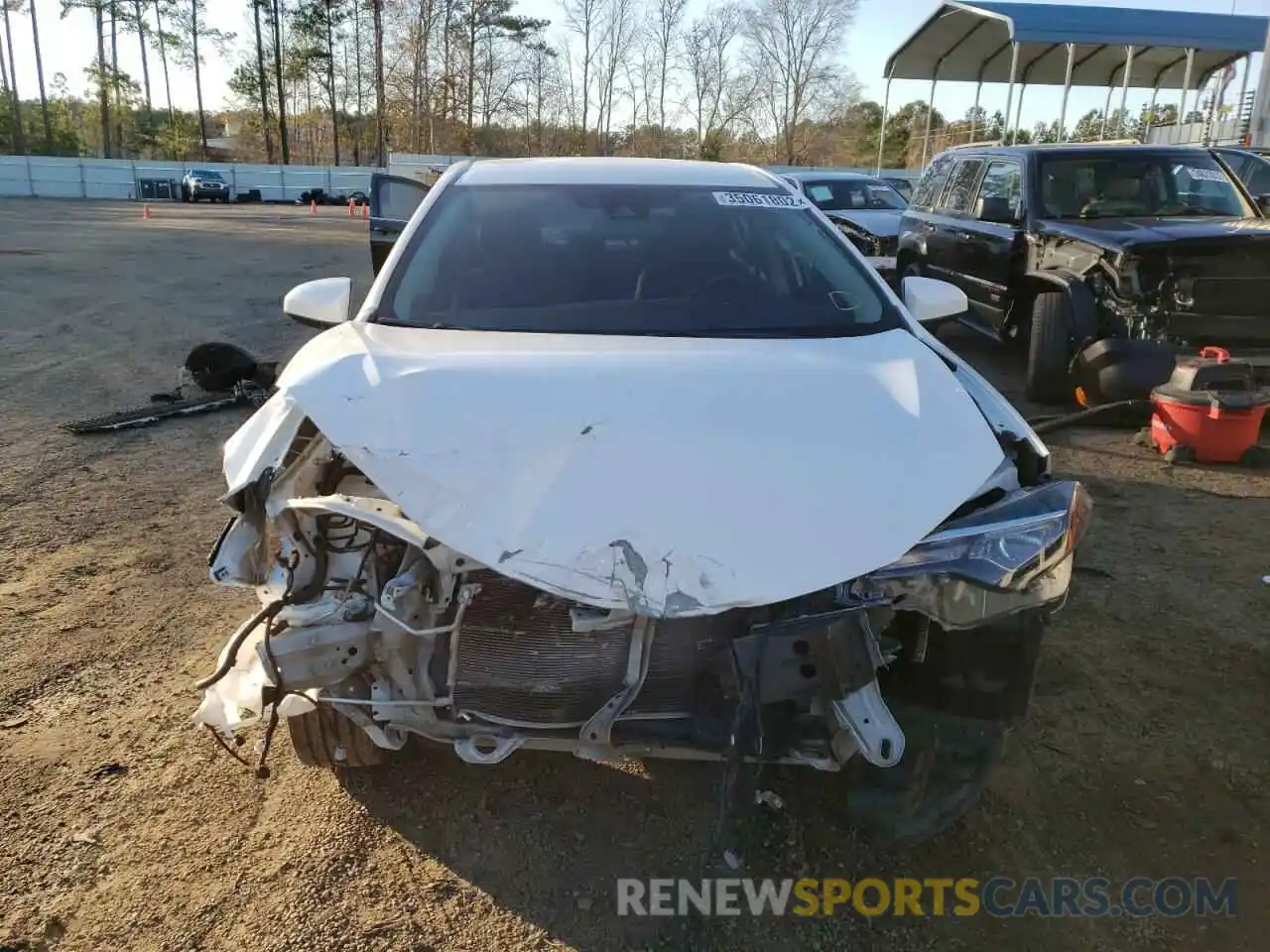 9 Photograph of a damaged car 5YFBURHE1KP881852 TOYOTA COROLLA 2019