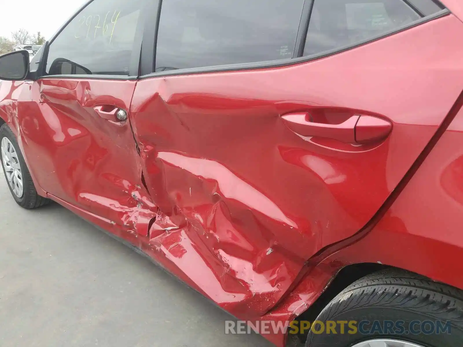 9 Photograph of a damaged car 5YFBURHE1KP881883 TOYOTA COROLLA 2019