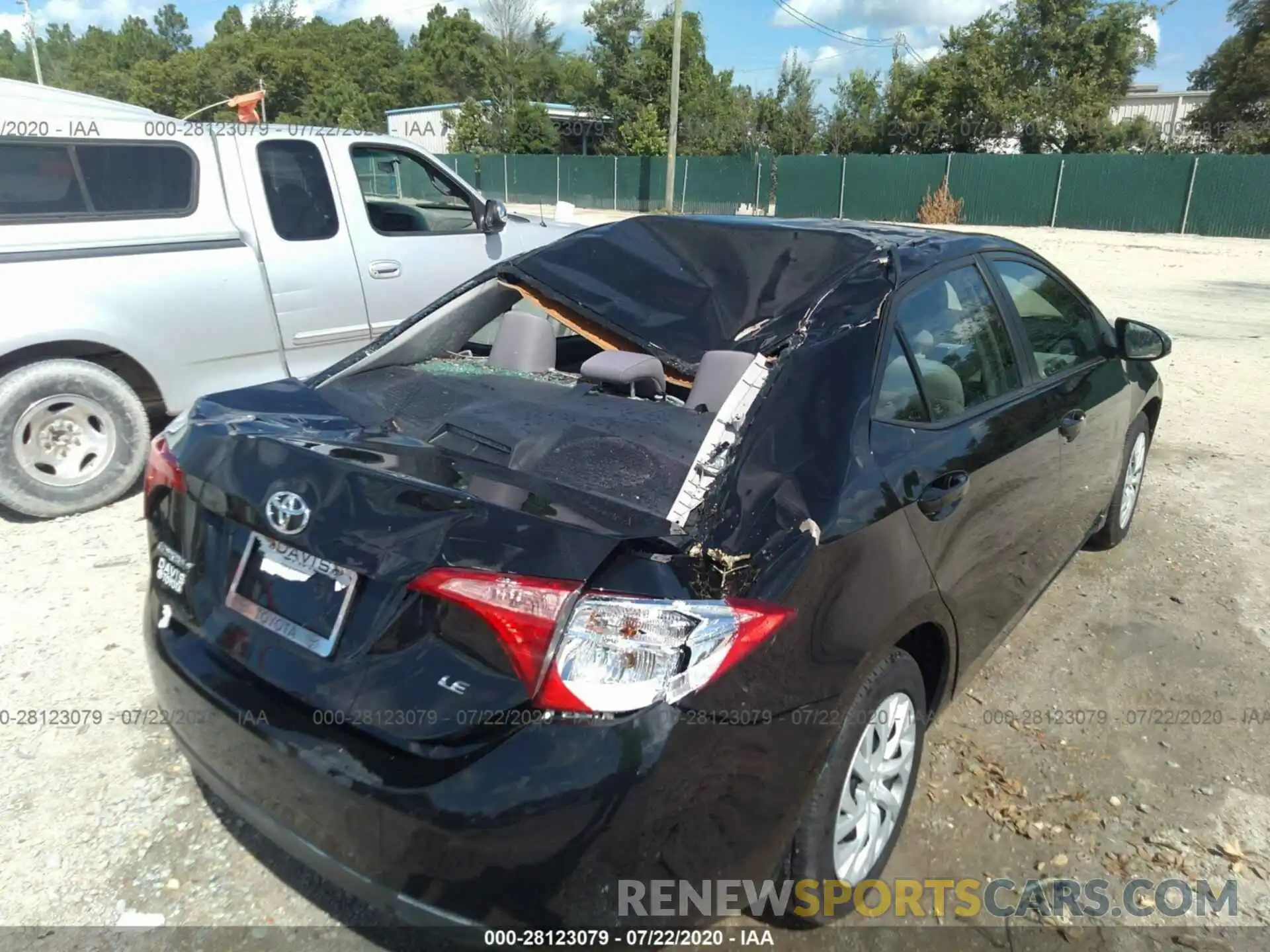 6 Photograph of a damaged car 5YFBURHE1KP882791 TOYOTA COROLLA 2019