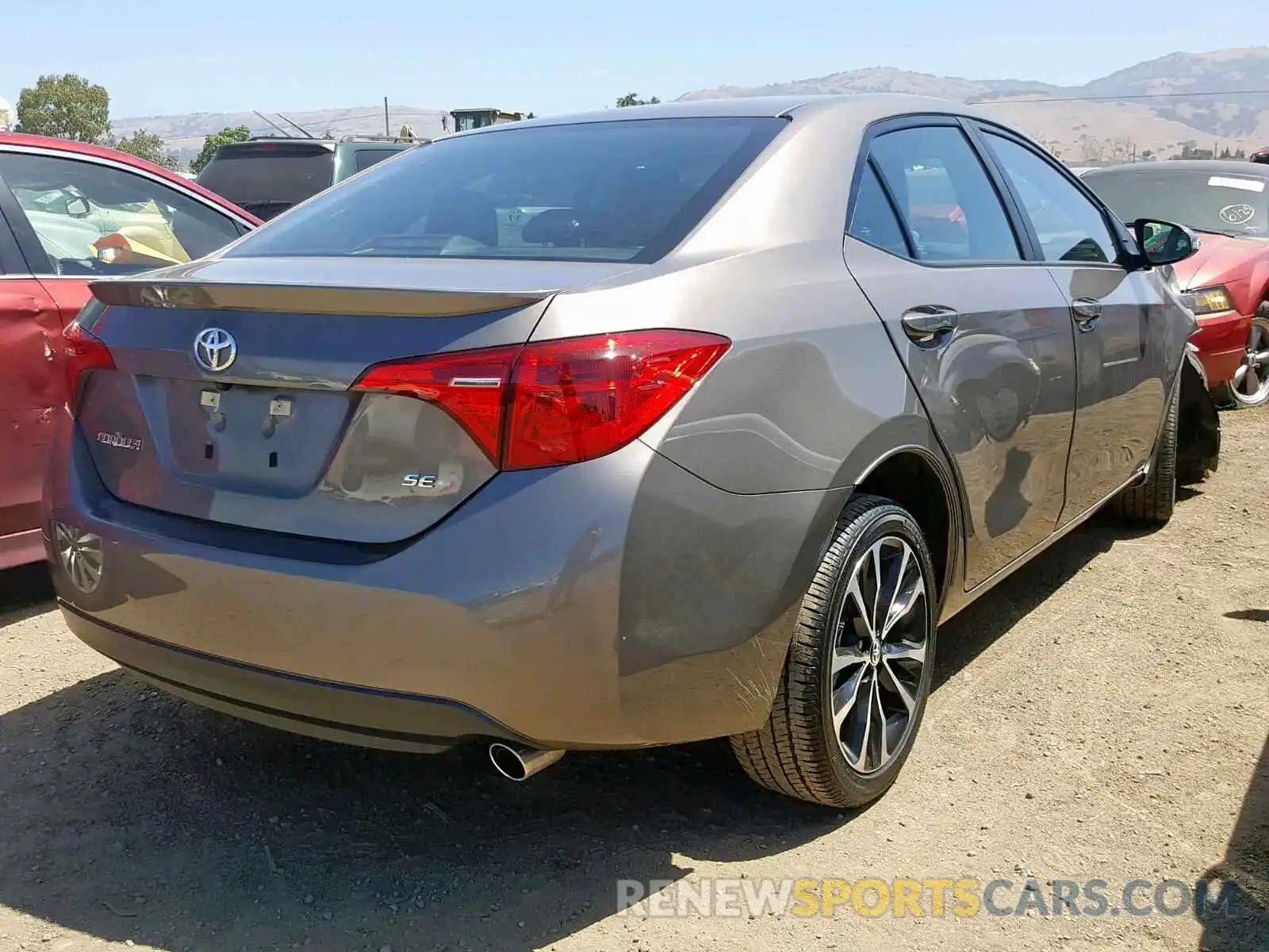 4 Photograph of a damaged car 5YFBURHE1KP882807 TOYOTA COROLLA 2019