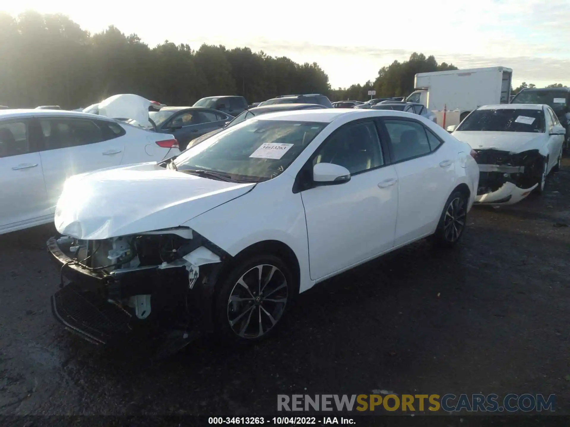 2 Photograph of a damaged car 5YFBURHE1KP882872 TOYOTA COROLLA 2019