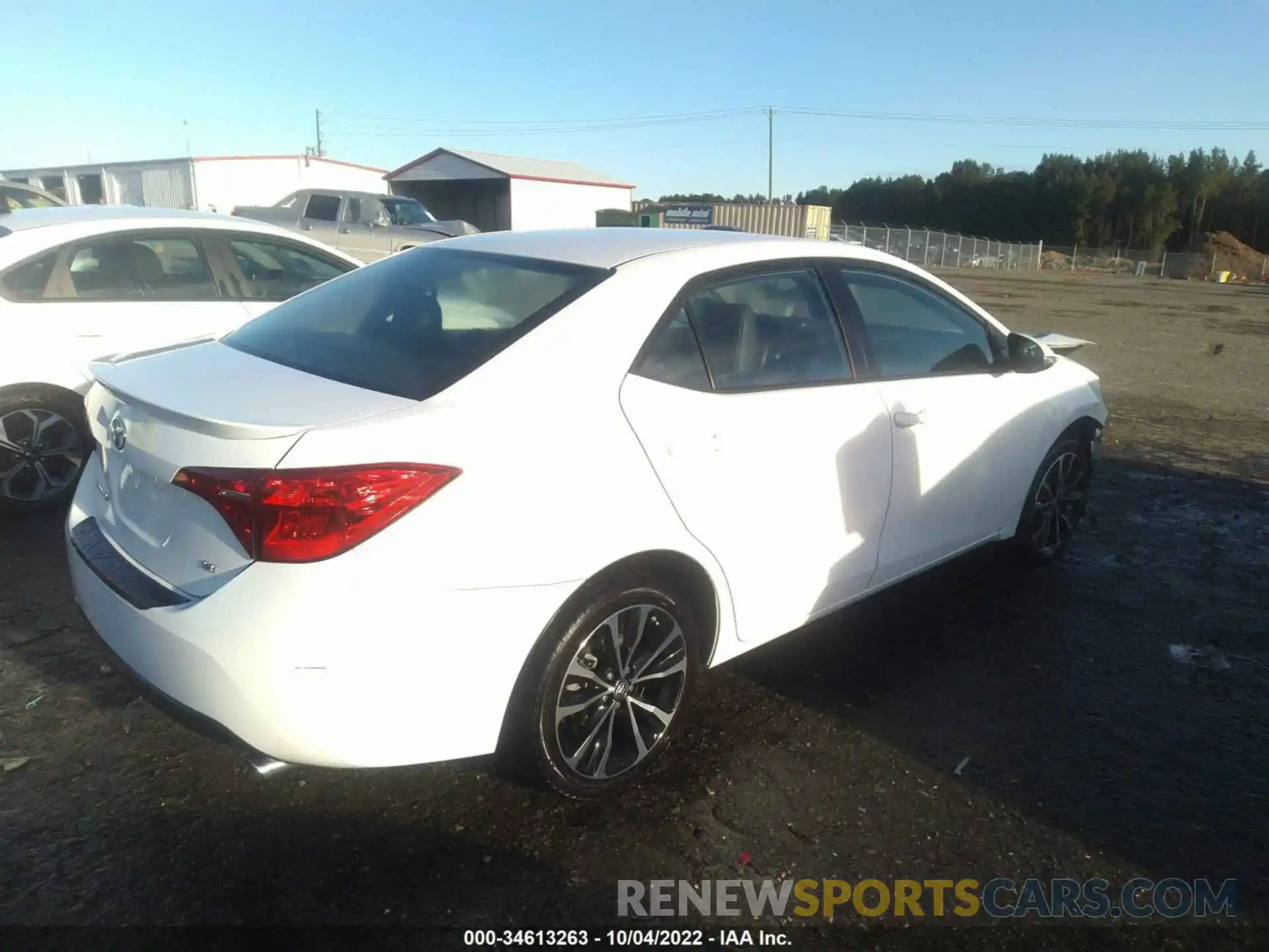 4 Photograph of a damaged car 5YFBURHE1KP882872 TOYOTA COROLLA 2019