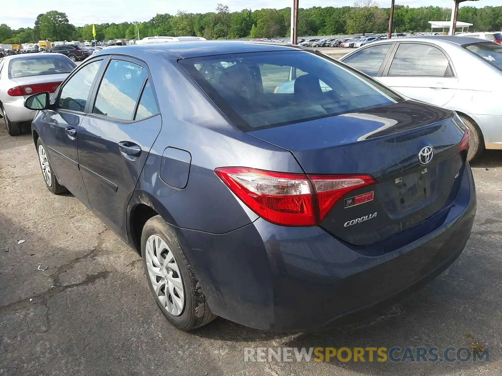 3 Photograph of a damaged car 5YFBURHE1KP883312 TOYOTA COROLLA 2019