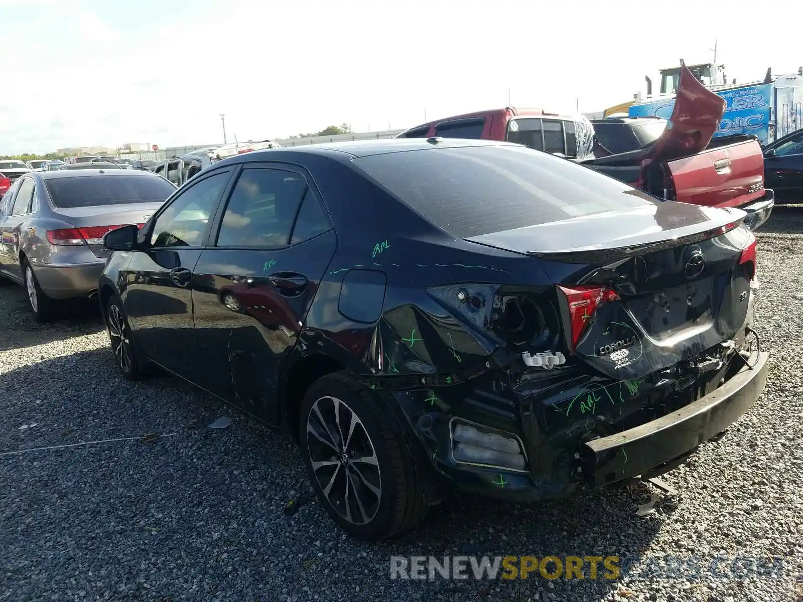 3 Photograph of a damaged car 5YFBURHE1KP884895 TOYOTA COROLLA 2019