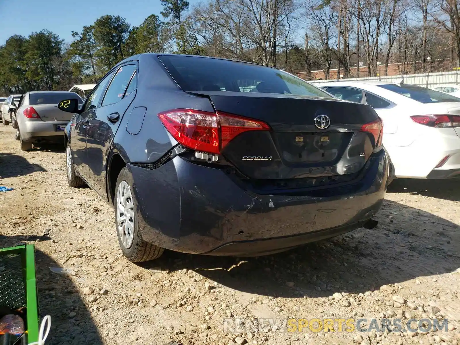 3 Photograph of a damaged car 5YFBURHE1KP885979 TOYOTA COROLLA 2019