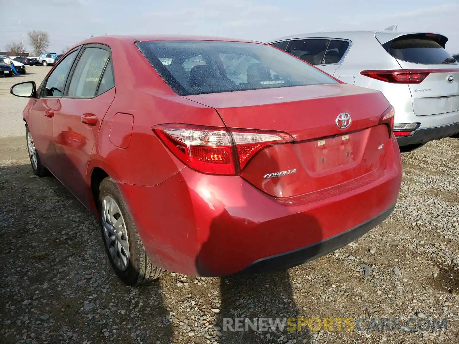 3 Photograph of a damaged car 5YFBURHE1KP886260 TOYOTA COROLLA 2019