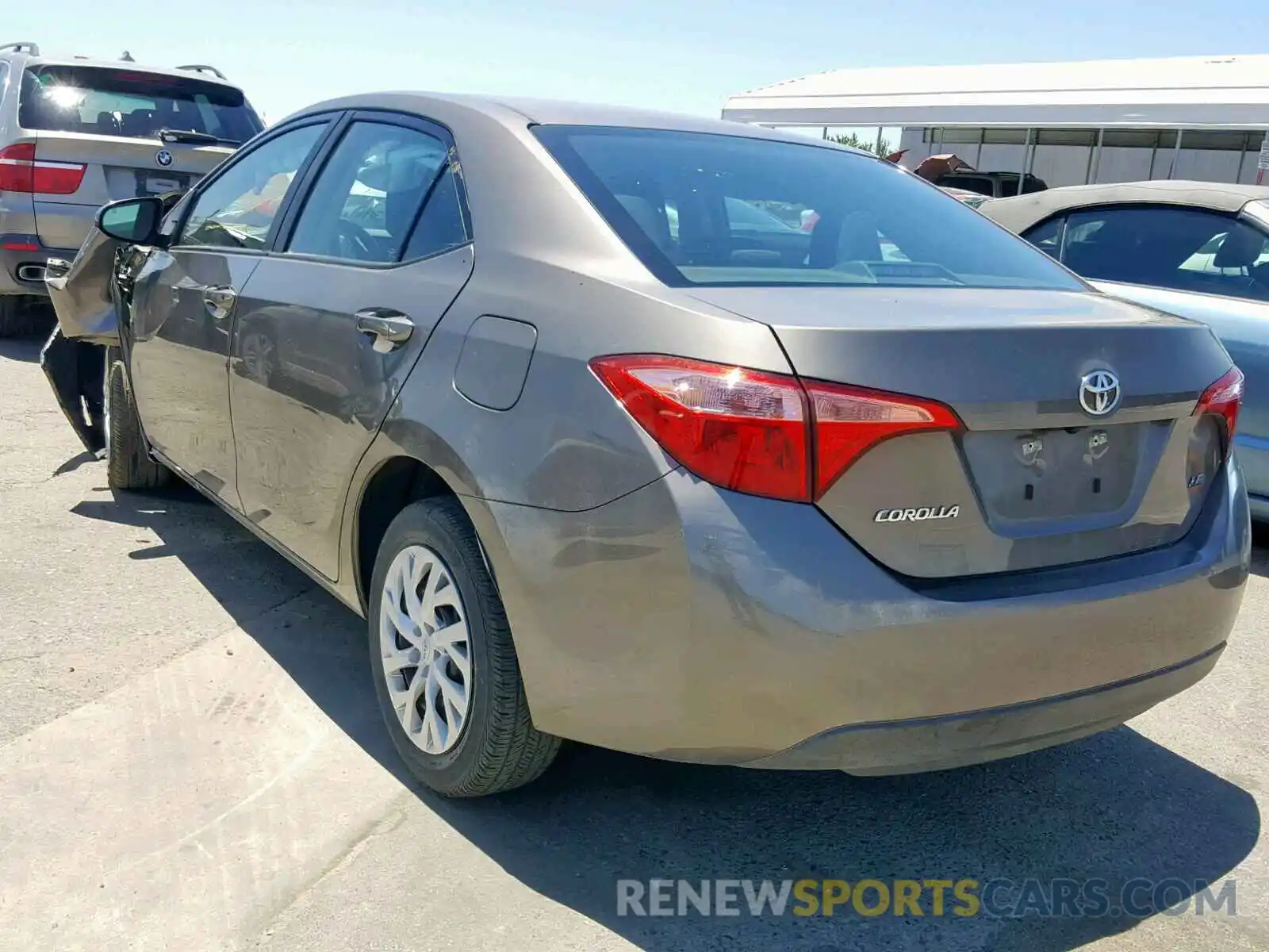 3 Photograph of a damaged car 5YFBURHE1KP886355 TOYOTA COROLLA 2019