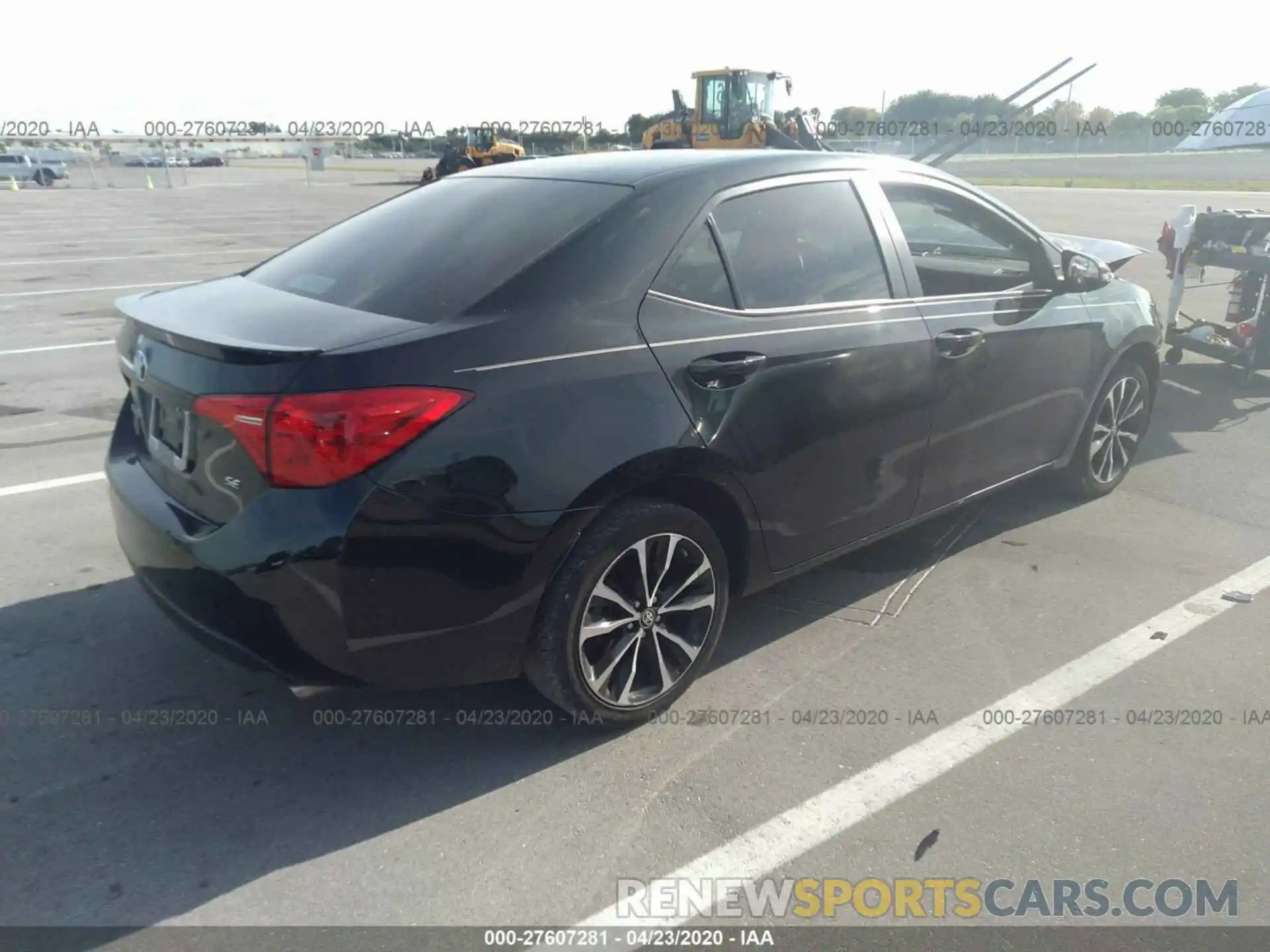 4 Photograph of a damaged car 5YFBURHE1KP886498 TOYOTA COROLLA 2019