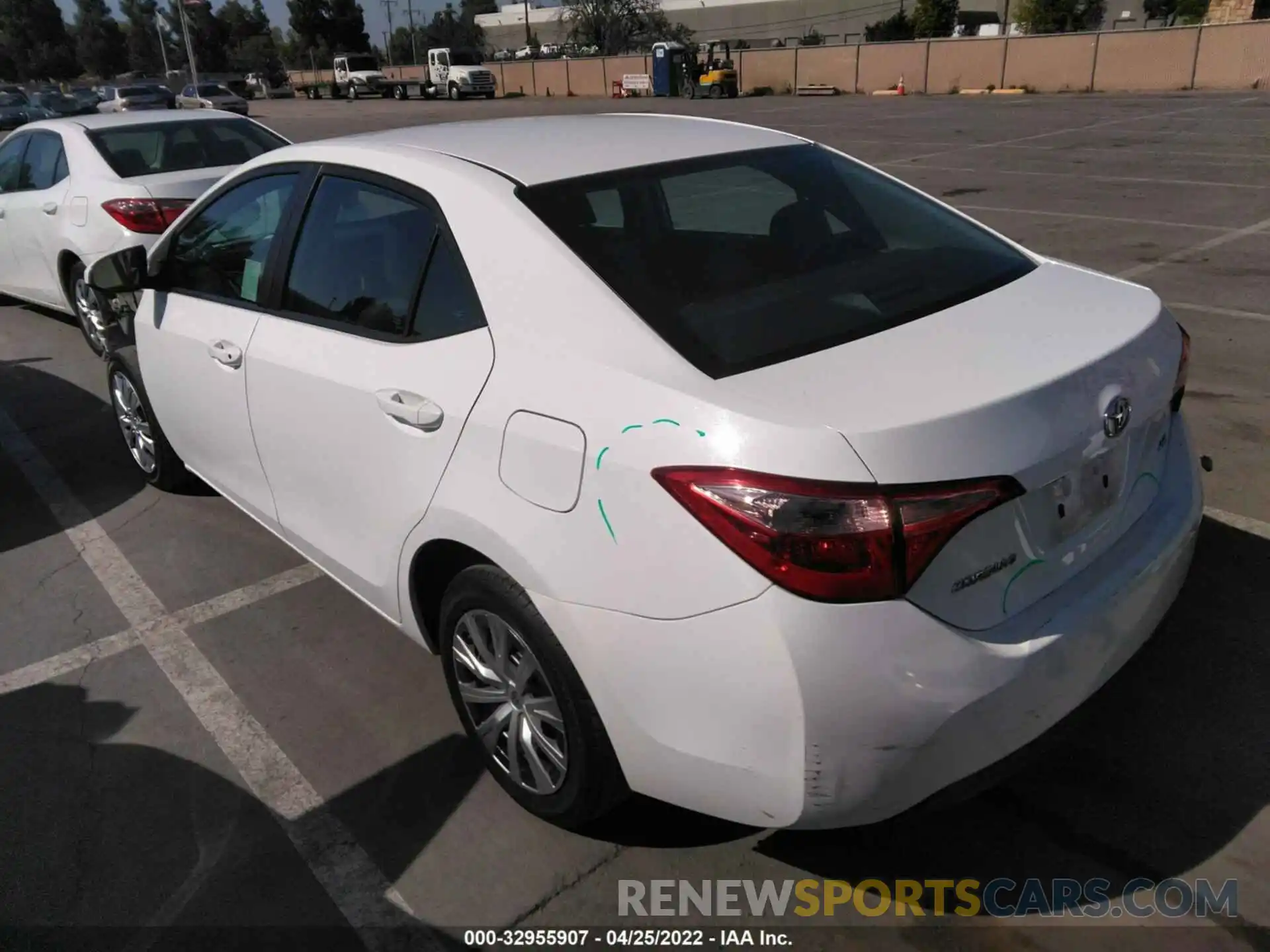 3 Photograph of a damaged car 5YFBURHE1KP887408 TOYOTA COROLLA 2019