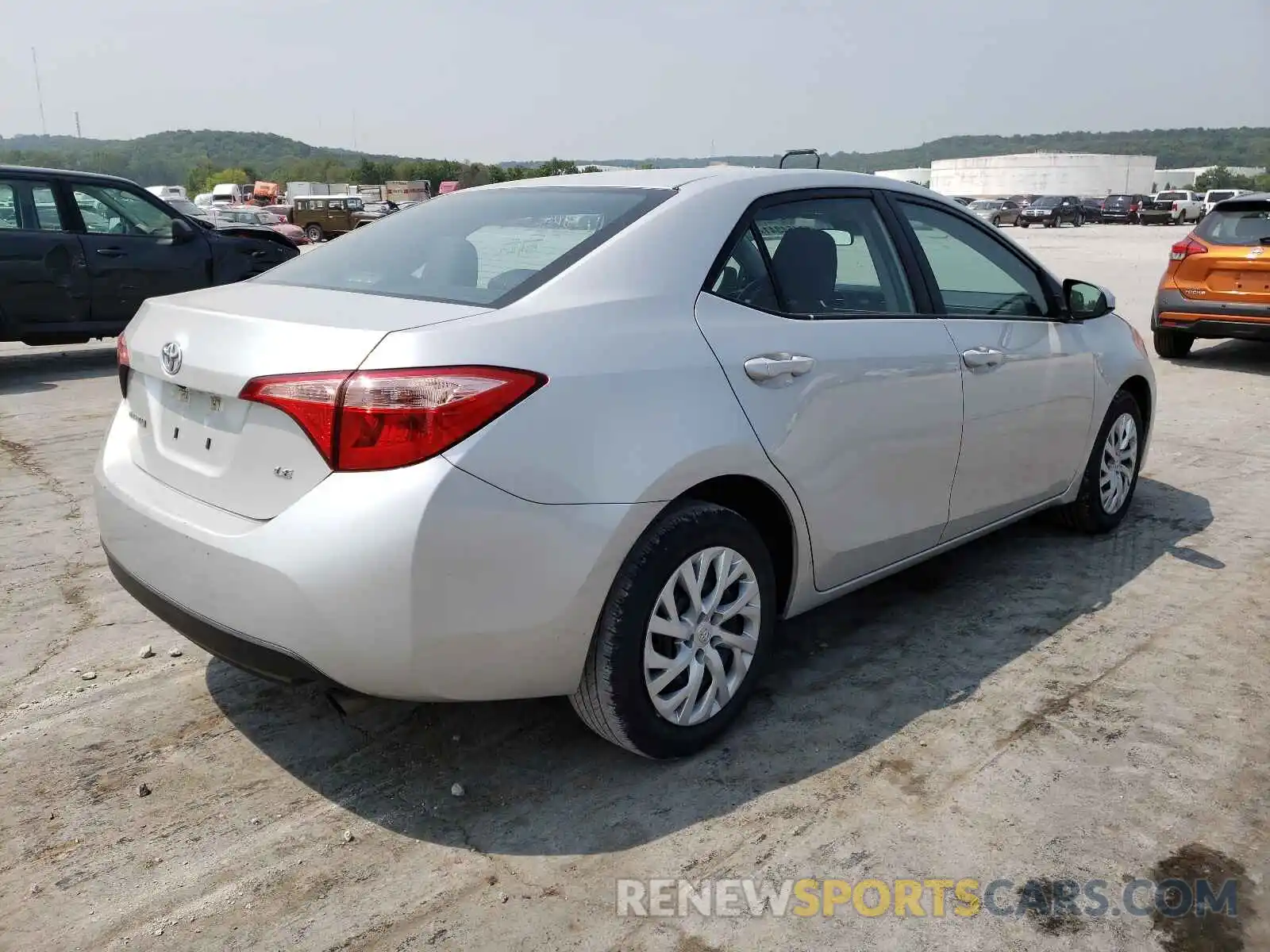 4 Photograph of a damaged car 5YFBURHE1KP888073 TOYOTA COROLLA 2019