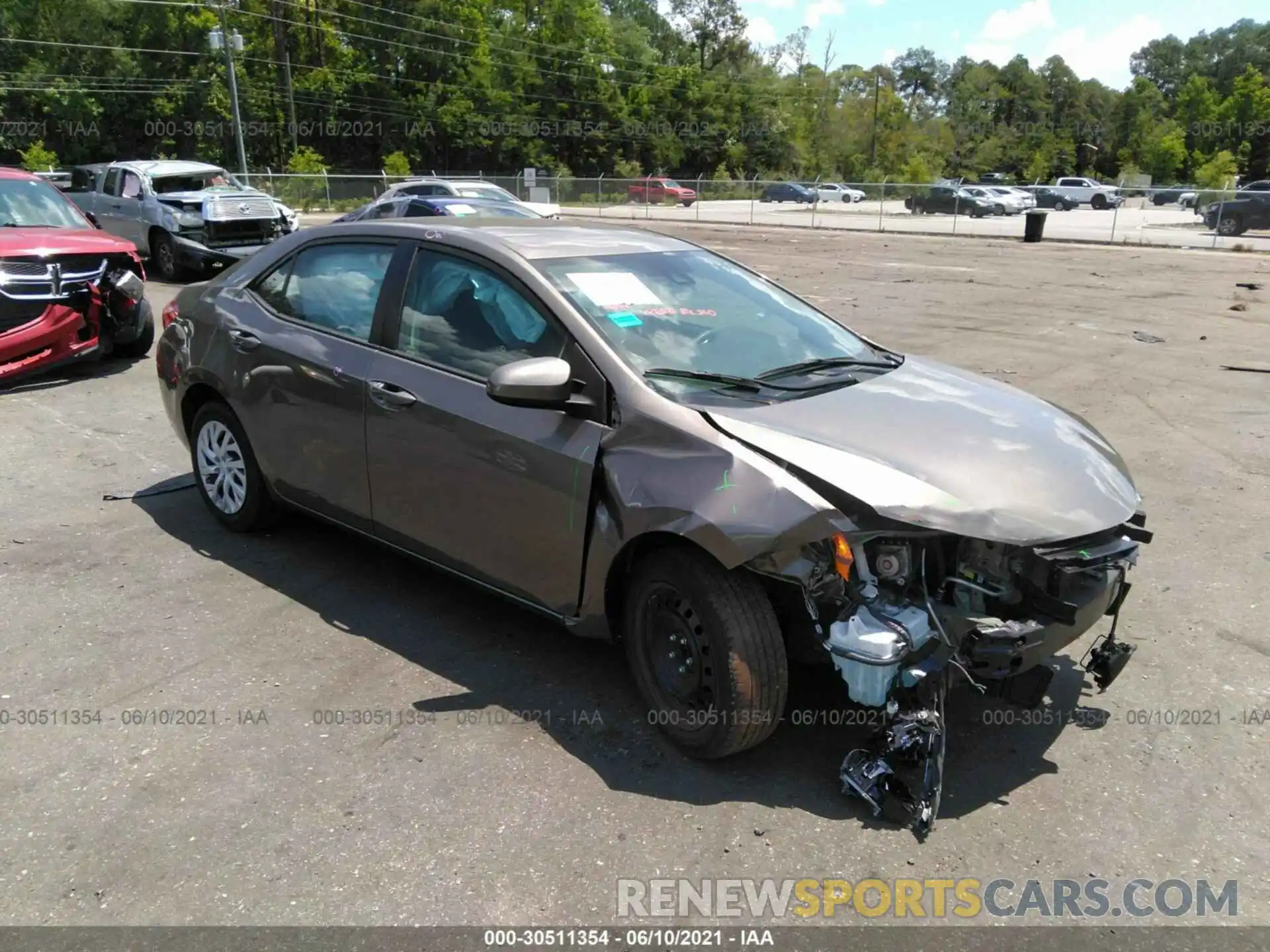 1 Photograph of a damaged car 5YFBURHE1KP888381 TOYOTA COROLLA 2019