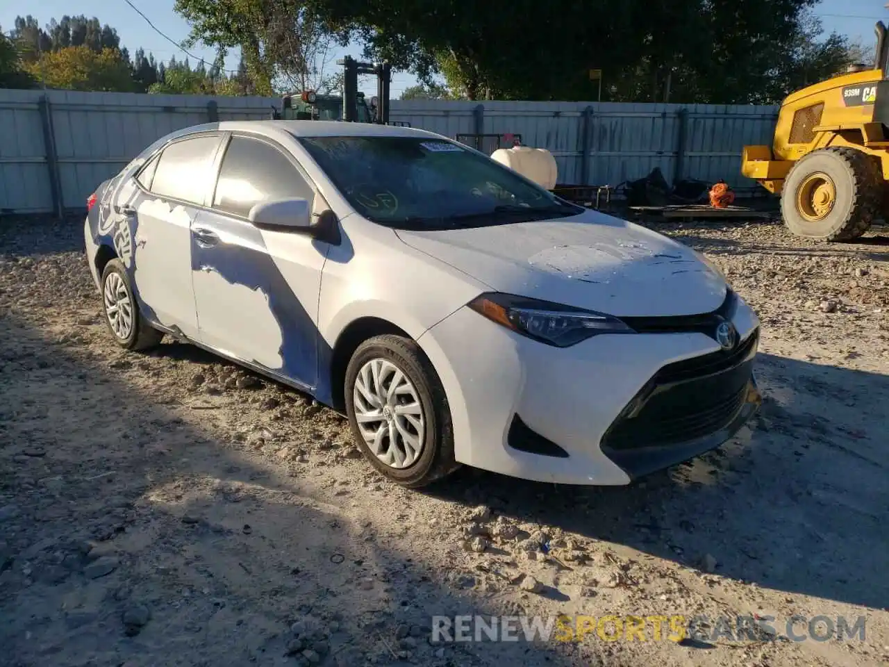 1 Photograph of a damaged car 5YFBURHE1KP888851 TOYOTA COROLLA 2019