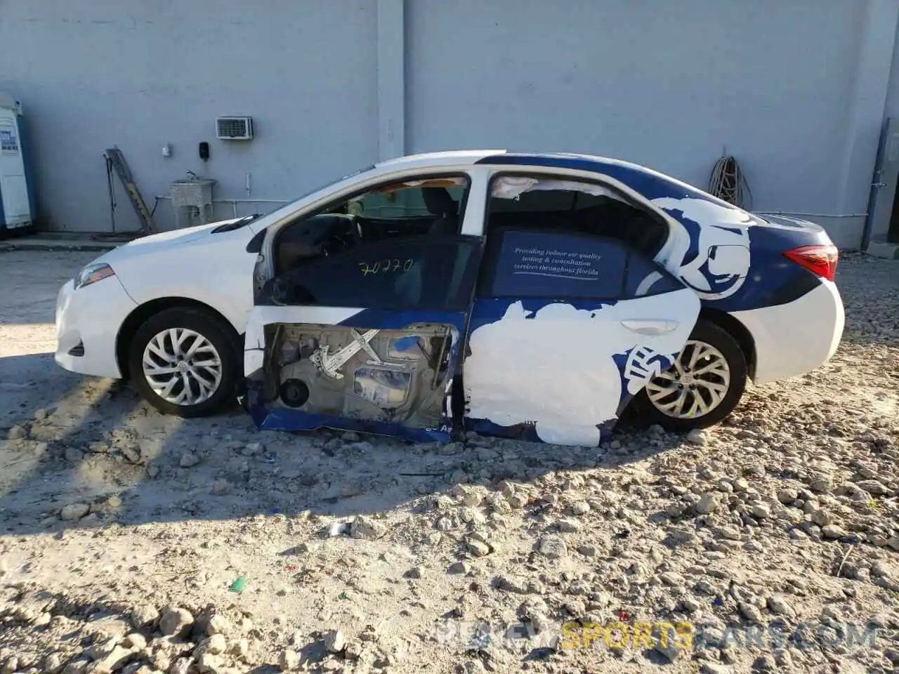 9 Photograph of a damaged car 5YFBURHE1KP888851 TOYOTA COROLLA 2019