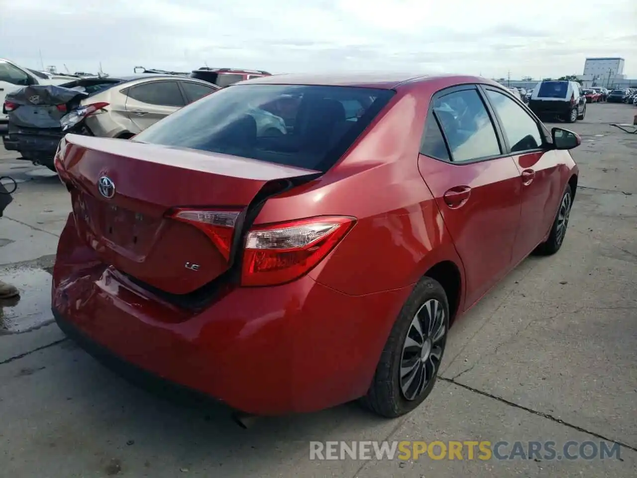 4 Photograph of a damaged car 5YFBURHE1KP889739 TOYOTA COROLLA 2019