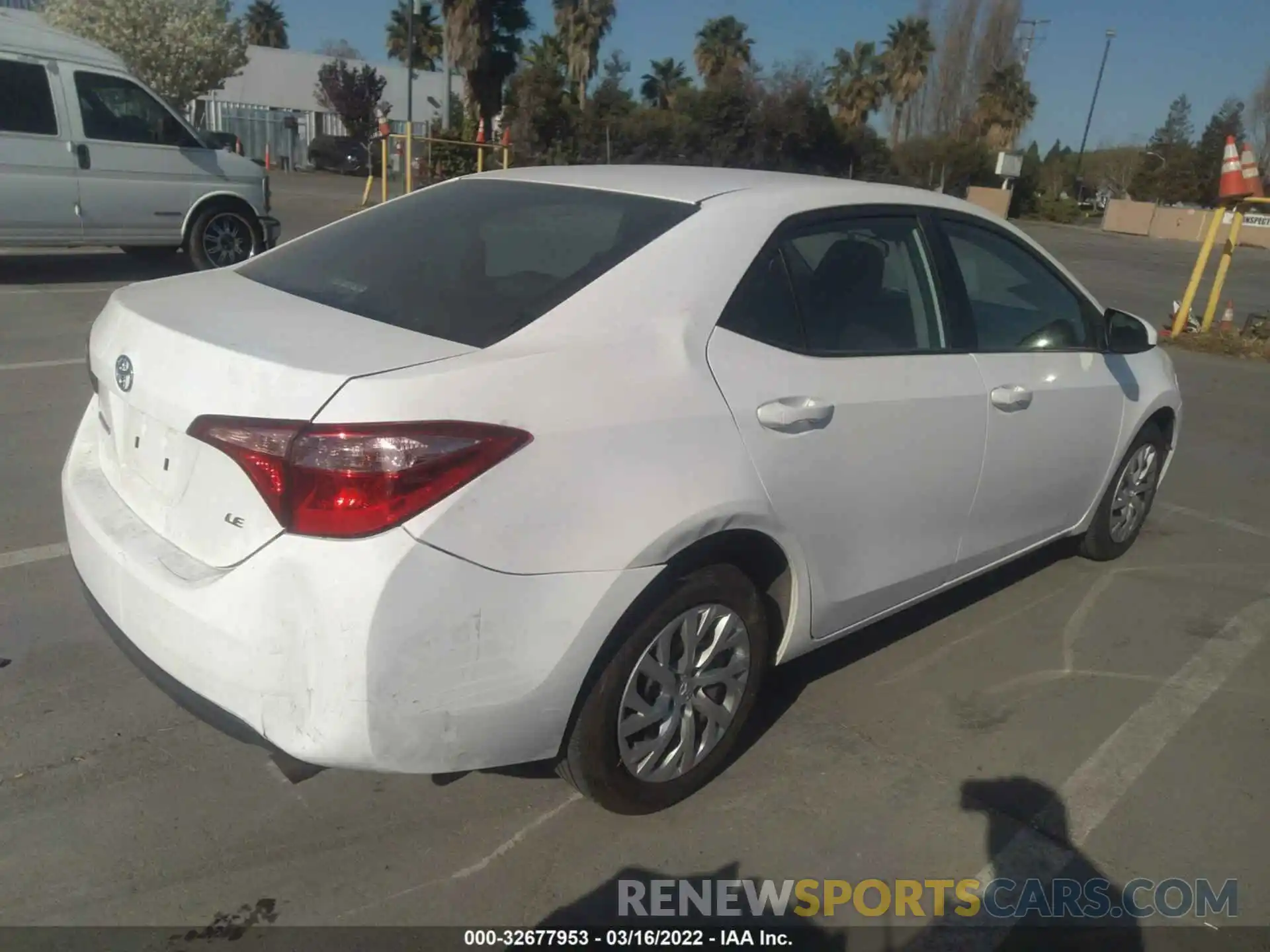 4 Photograph of a damaged car 5YFBURHE1KP889790 TOYOTA COROLLA 2019