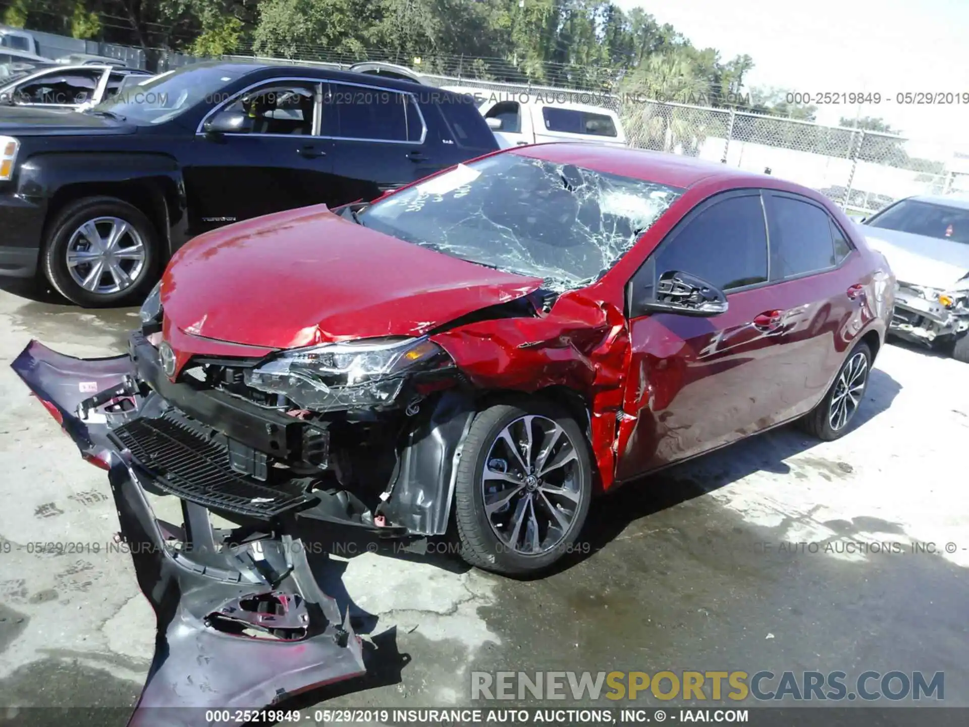 2 Photograph of a damaged car 5YFBURHE1KP890695 TOYOTA COROLLA 2019