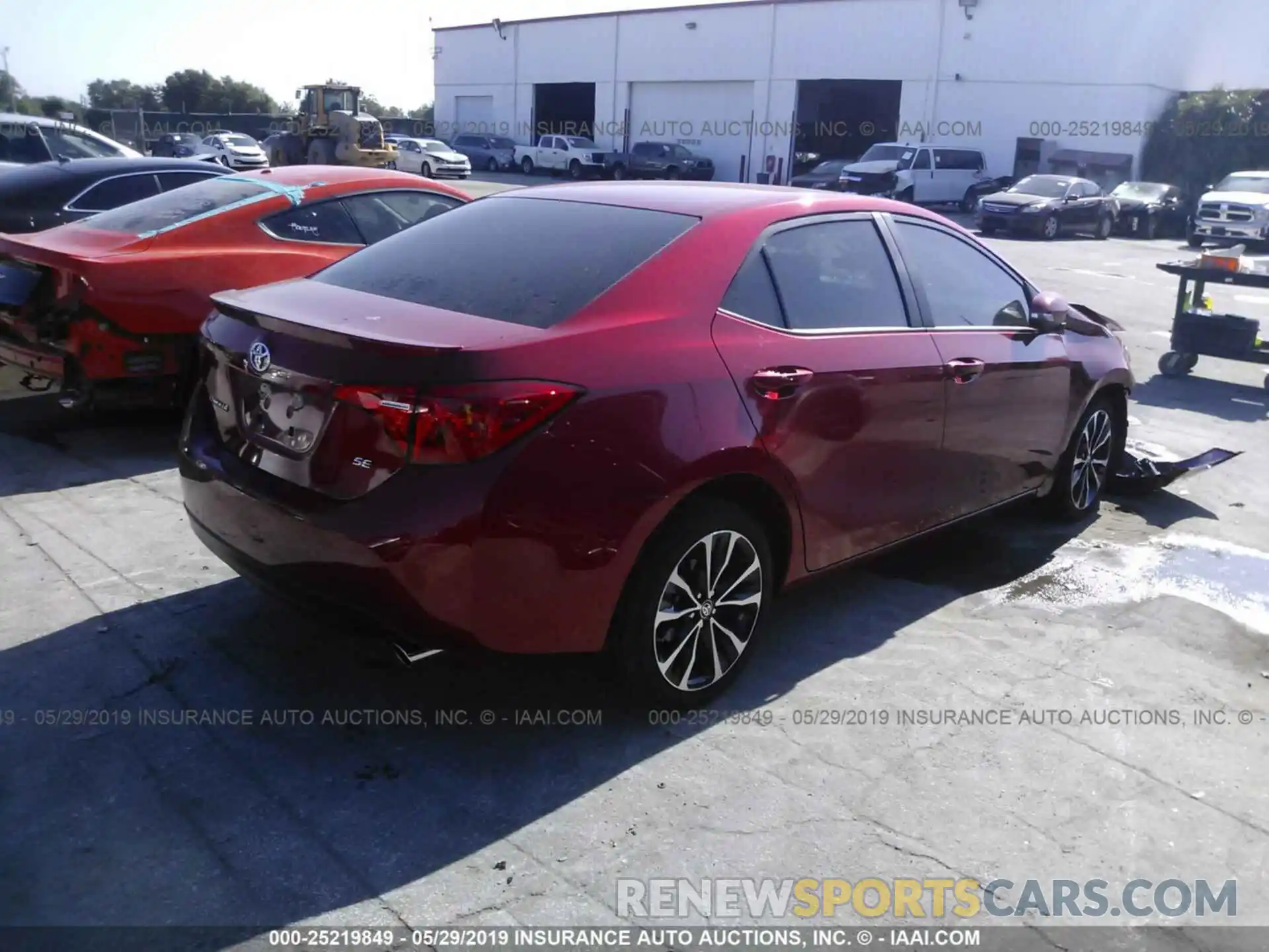 4 Photograph of a damaged car 5YFBURHE1KP890695 TOYOTA COROLLA 2019