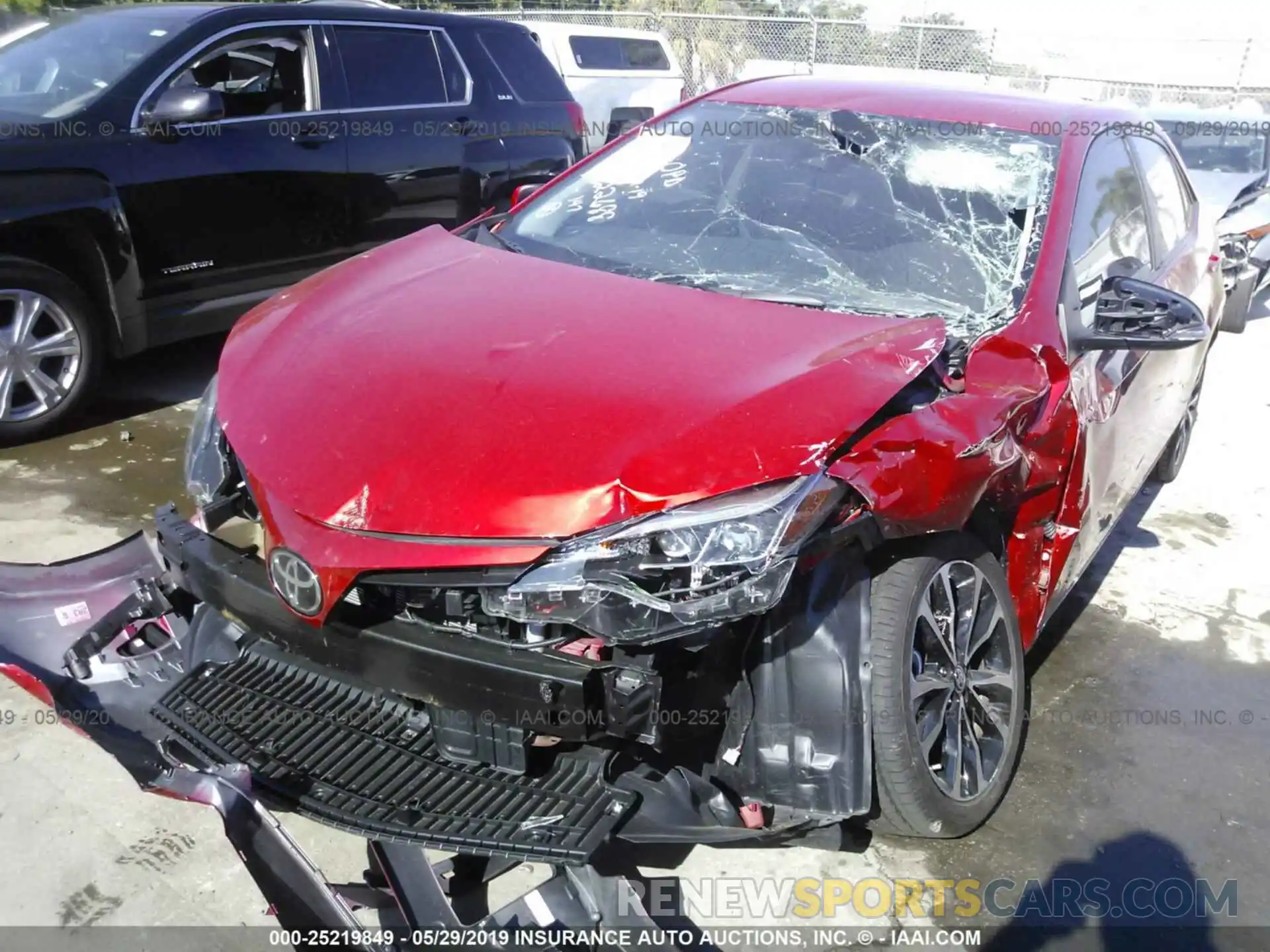 6 Photograph of a damaged car 5YFBURHE1KP890695 TOYOTA COROLLA 2019