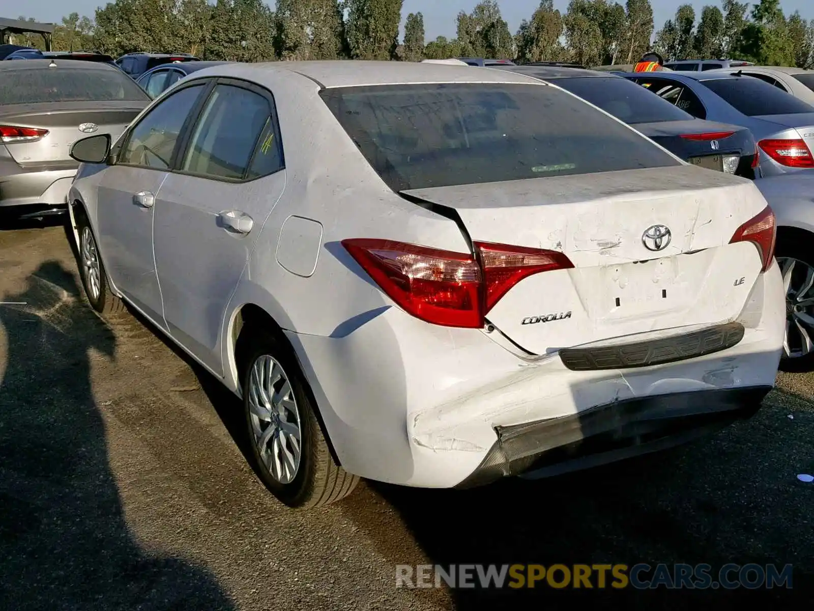 3 Photograph of a damaged car 5YFBURHE1KP890728 TOYOTA COROLLA 2019