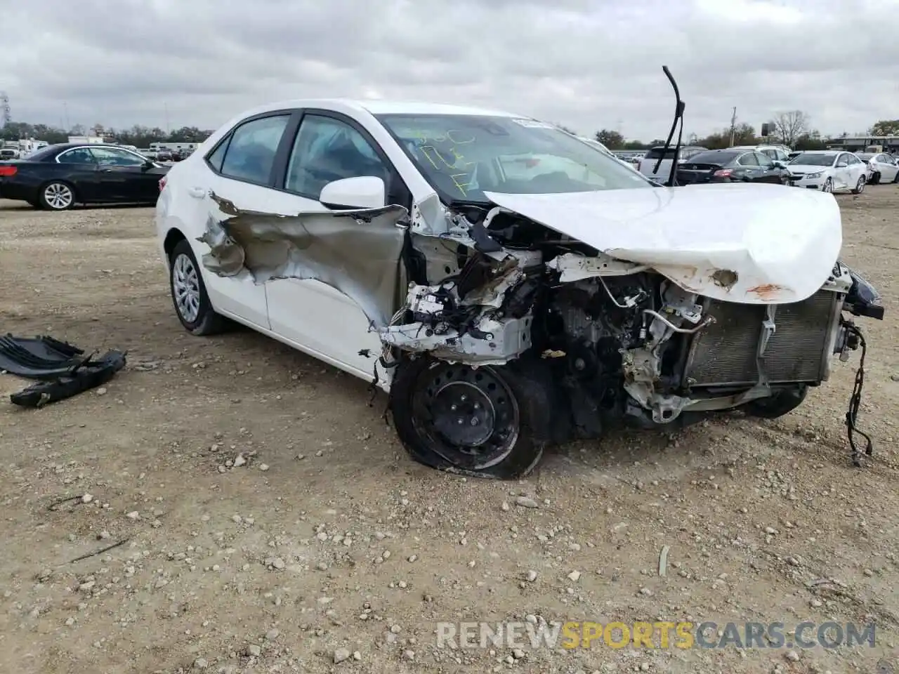 1 Photograph of a damaged car 5YFBURHE1KP892270 TOYOTA COROLLA 2019