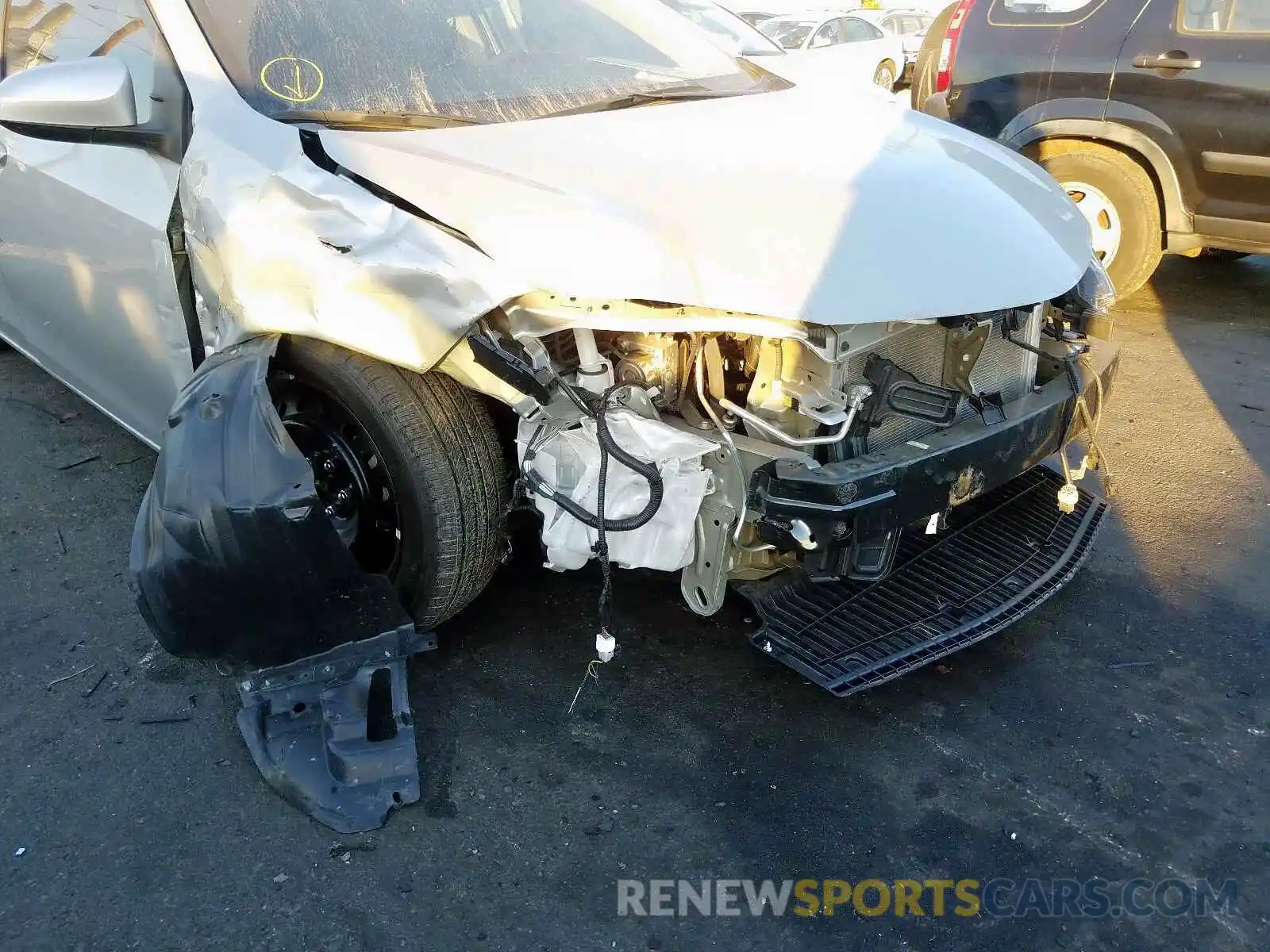 9 Photograph of a damaged car 5YFBURHE1KP892365 TOYOTA COROLLA 2019