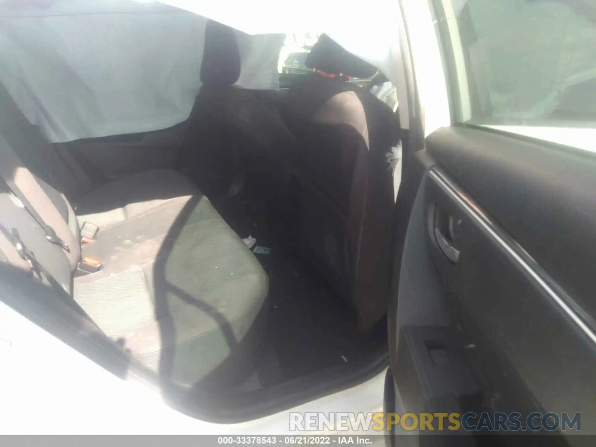 8 Photograph of a damaged car 5YFBURHE1KP892401 TOYOTA COROLLA 2019