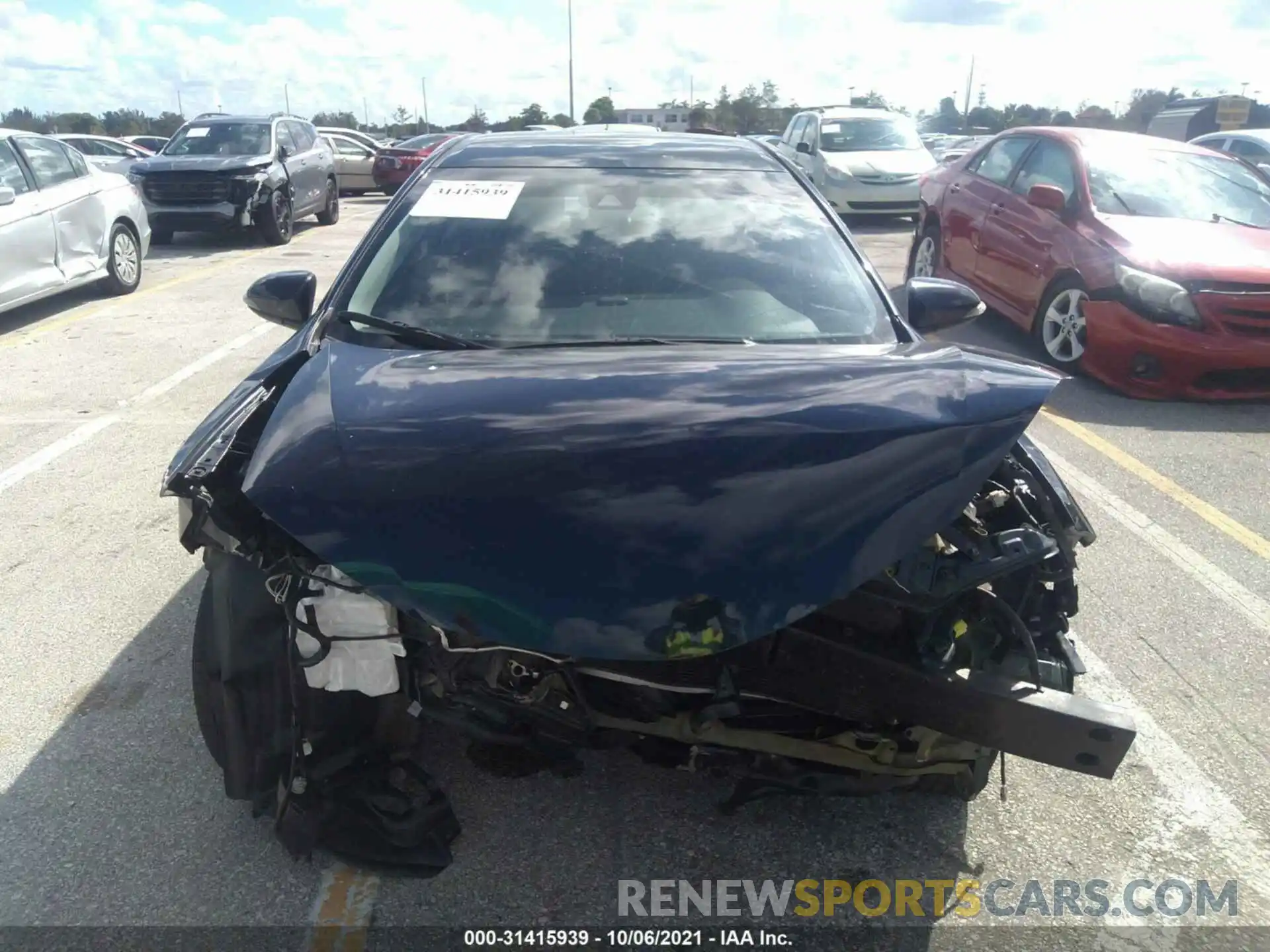 6 Photograph of a damaged car 5YFBURHE1KP892883 TOYOTA COROLLA 2019