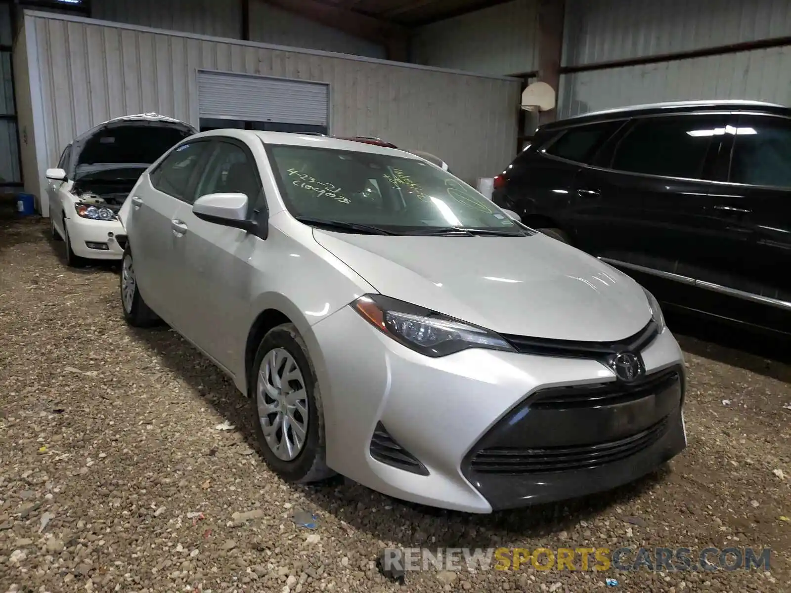 1 Photograph of a damaged car 5YFBURHE1KP893273 TOYOTA COROLLA 2019