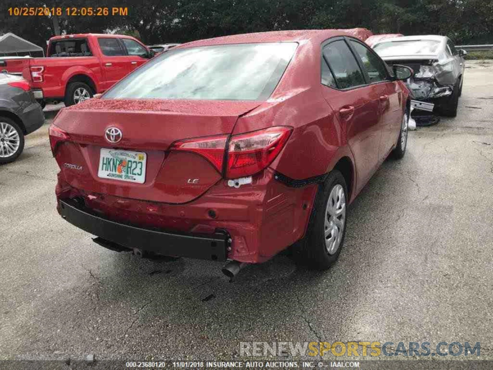 11 Photograph of a damaged car 5YFBURHE1KP894262 Toyota Corolla 2019