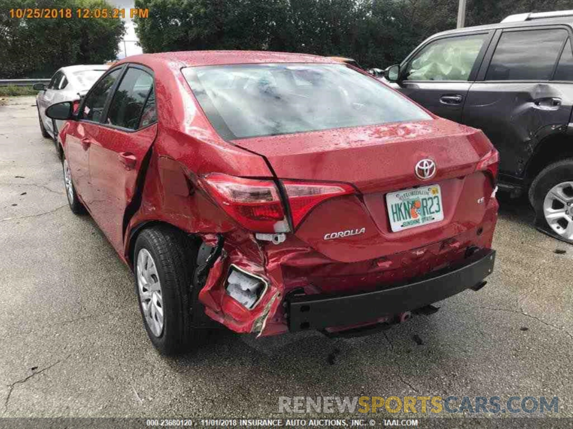 15 Photograph of a damaged car 5YFBURHE1KP894262 Toyota Corolla 2019