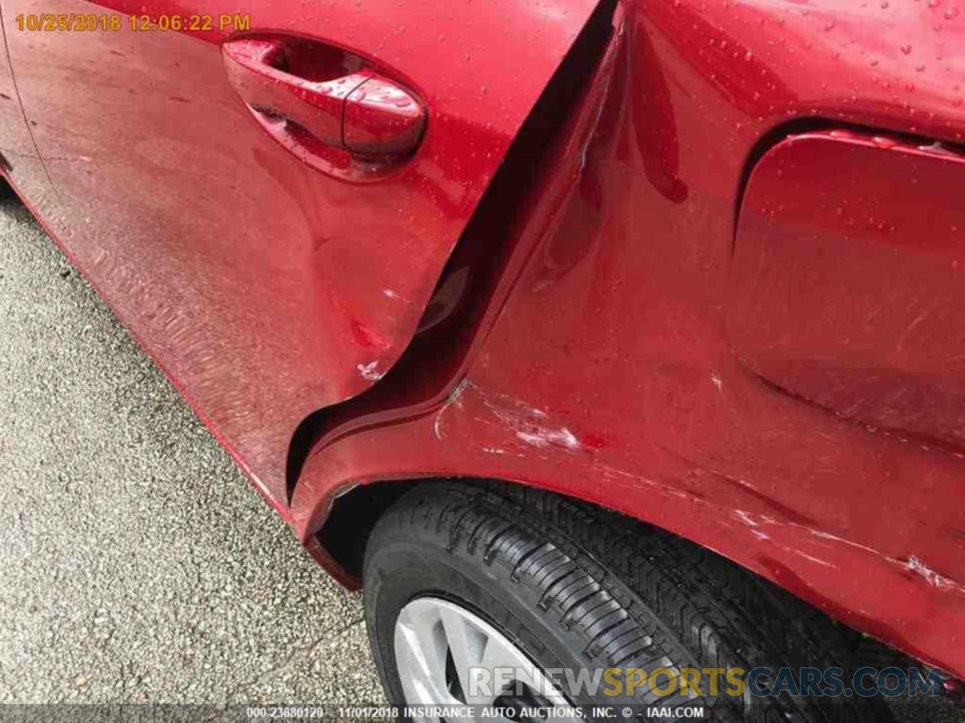 17 Photograph of a damaged car 5YFBURHE1KP894262 Toyota Corolla 2019