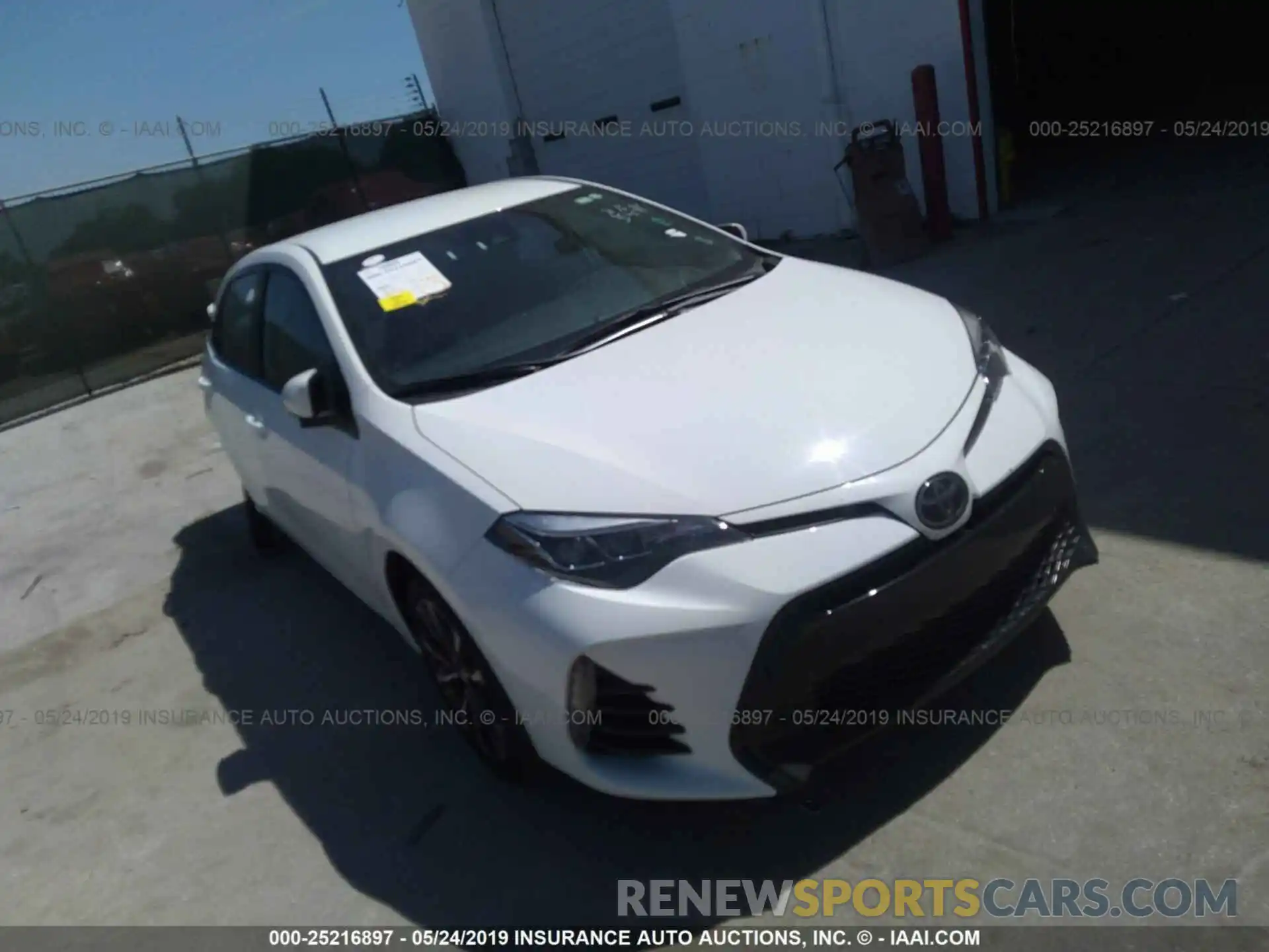 1 Photograph of a damaged car 5YFBURHE1KP894391 TOYOTA COROLLA 2019