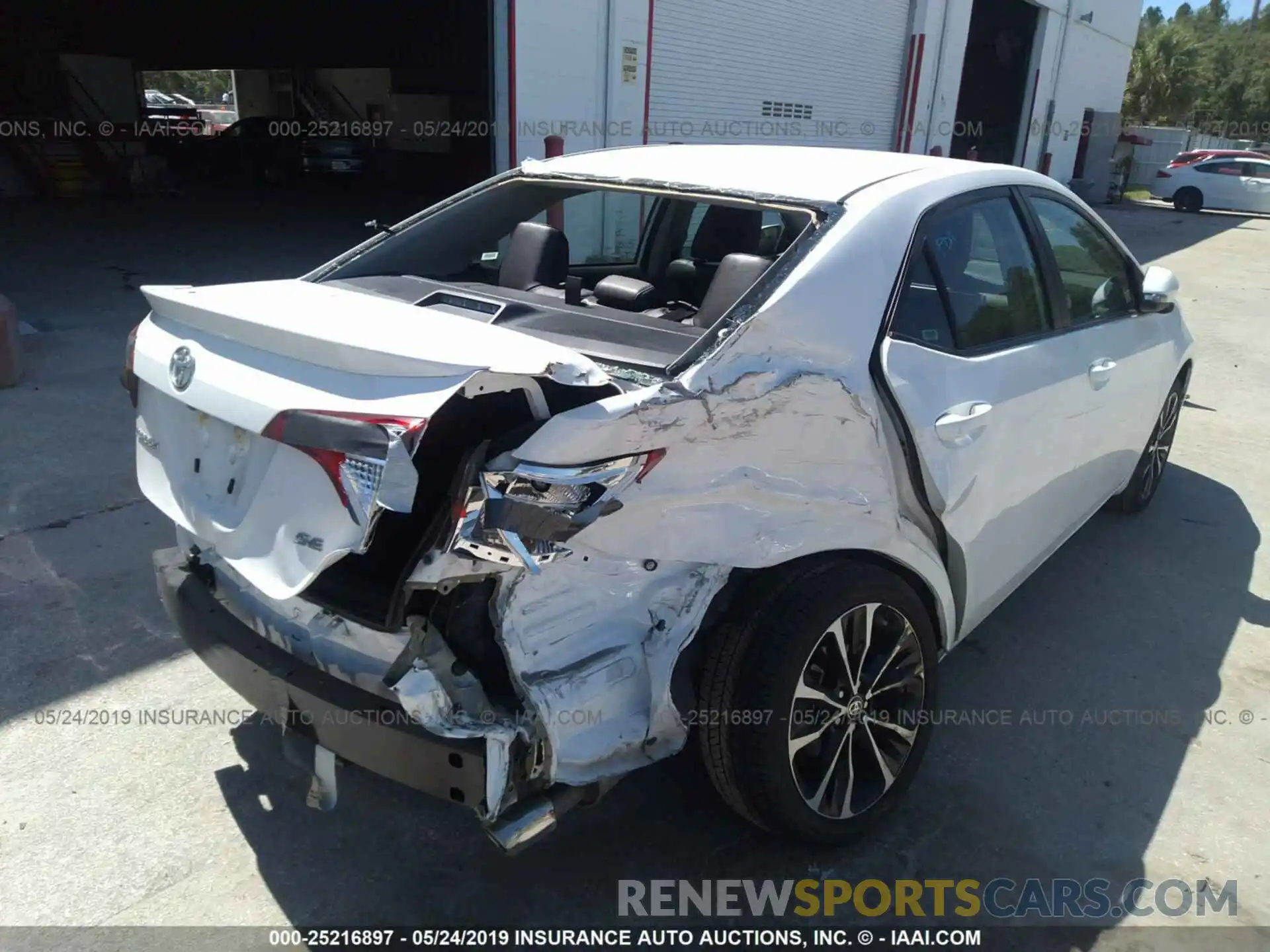 6 Photograph of a damaged car 5YFBURHE1KP894391 TOYOTA COROLLA 2019