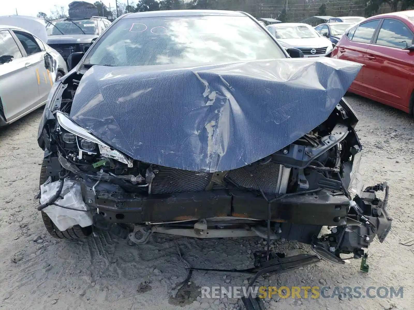 9 Photograph of a damaged car 5YFBURHE1KP894939 TOYOTA COROLLA 2019