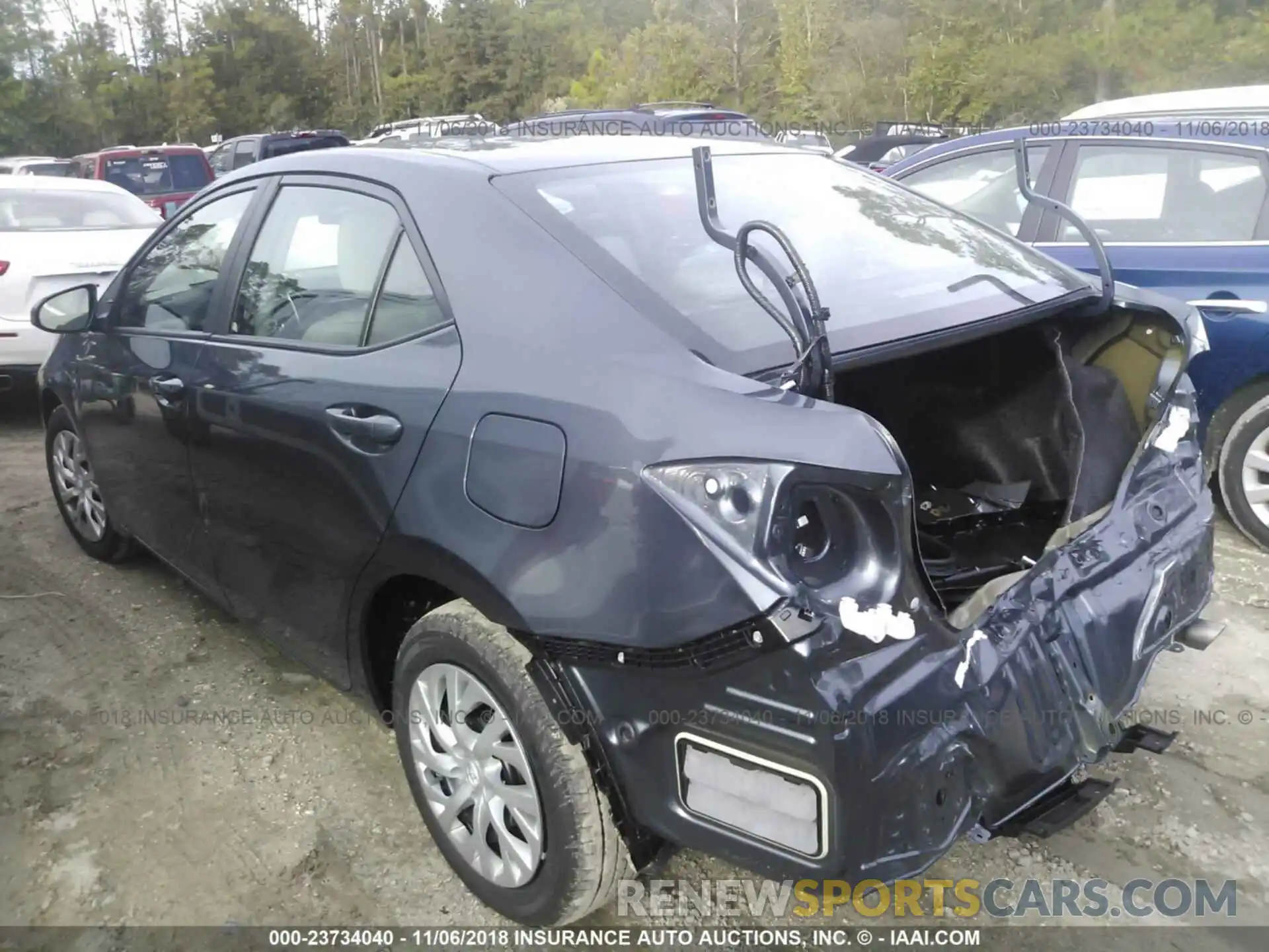 3 Photograph of a damaged car 5YFBURHE1KP895444 Toyota Corolla 2019