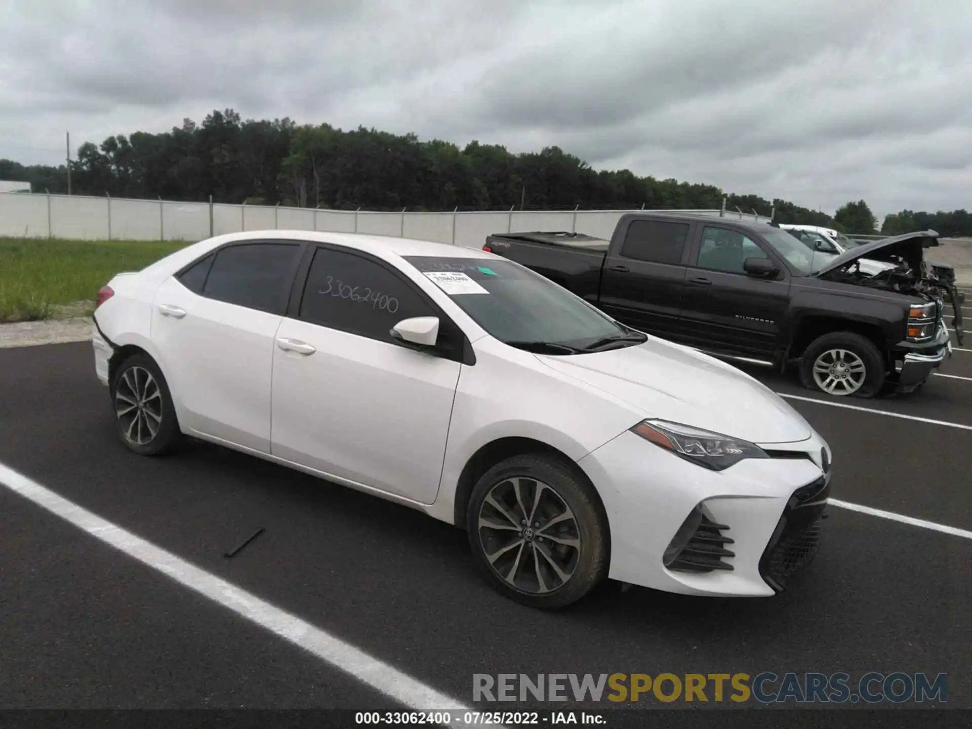 1 Photograph of a damaged car 5YFBURHE1KP895458 TOYOTA COROLLA 2019